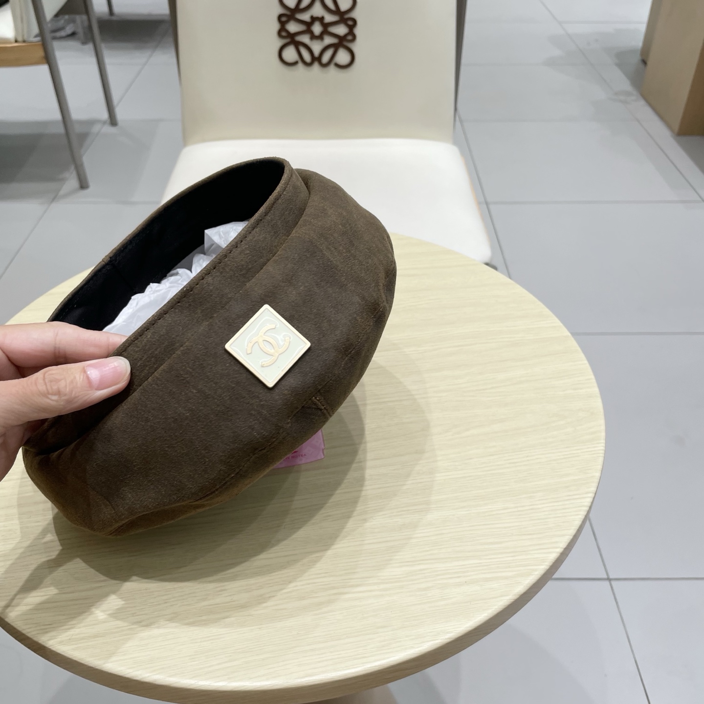  chanel香奈儿秋冬复古麂皮绒贝雷帽韩系文艺百搭画家帽平顶港式显脸小黑帽子女