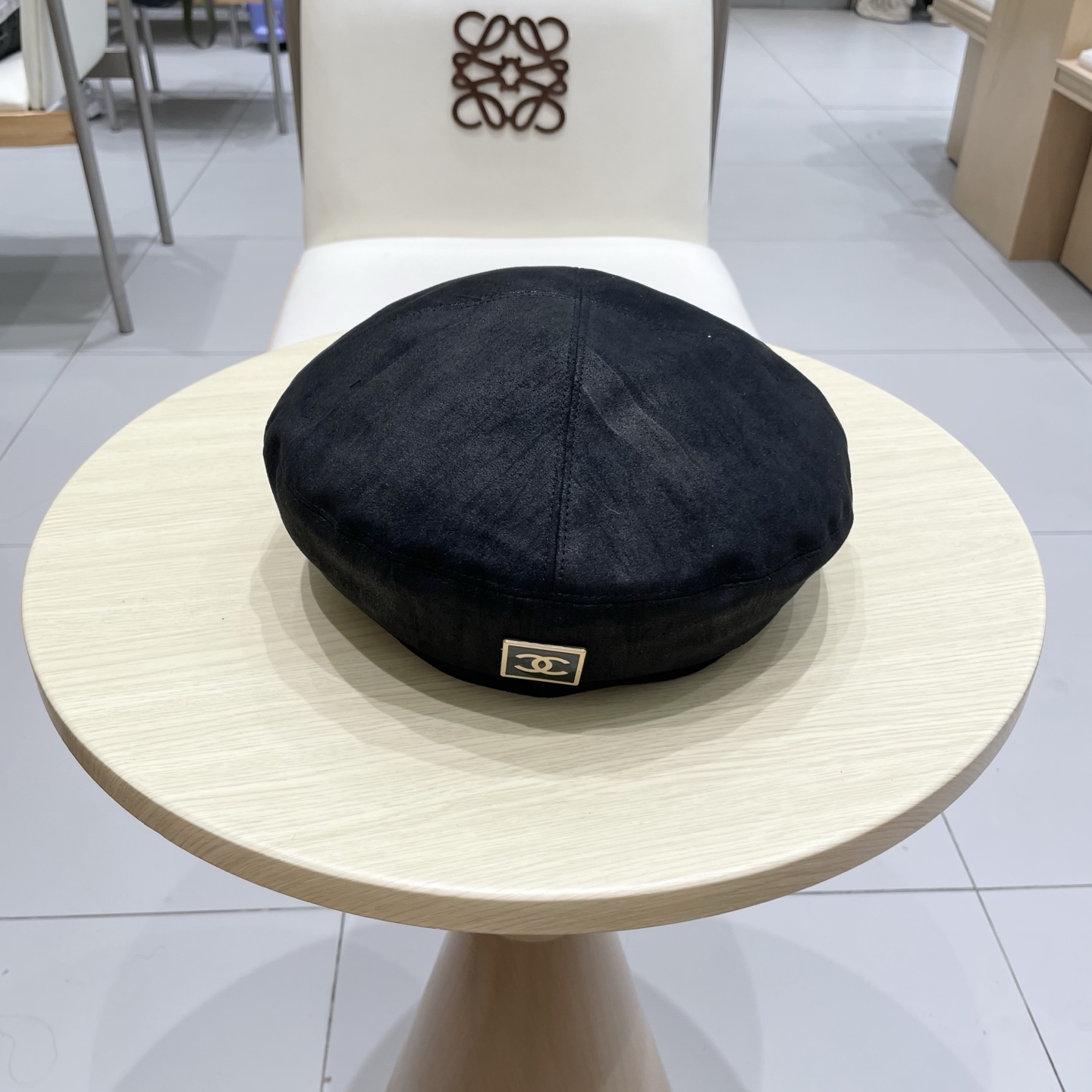  chanel香奈儿秋冬复古麂皮绒贝雷帽韩系文艺百搭画家帽平顶港式显脸小黑帽子女