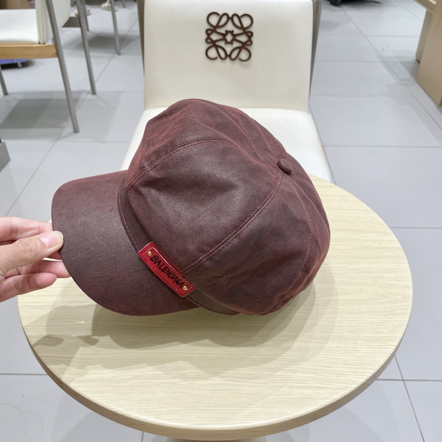  巴黎世家麂皮绒棕色八角贝雷帽女夏季大头围复古画家报童帽短檐鸭舌帽大码