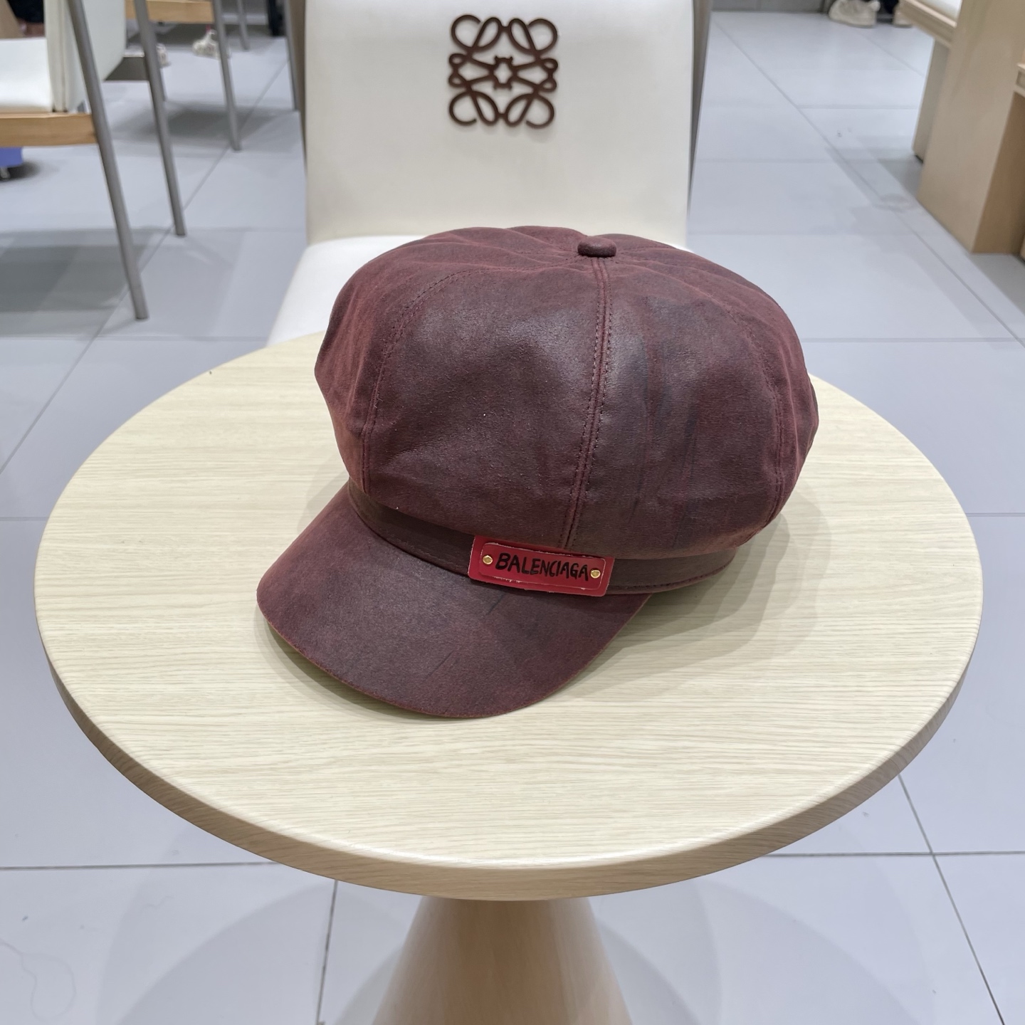 NO:360855,Balenciaga suede brown star anise beret women summer big head vintage painter newspaper baby hat short brimmed baseball cap large size hat straw hat fisherman hat baseball cap, hat, balenciaga, espadrilles, chamois leather, hats巴黎世家麂皮绒棕色八角贝雷帽女夏季大头围复古画家报童帽短檐鸭舌帽大码帽子草帽渔夫帽棒球帽,帽子,balenciaga,espadrilles,chamois leather,hats,hat