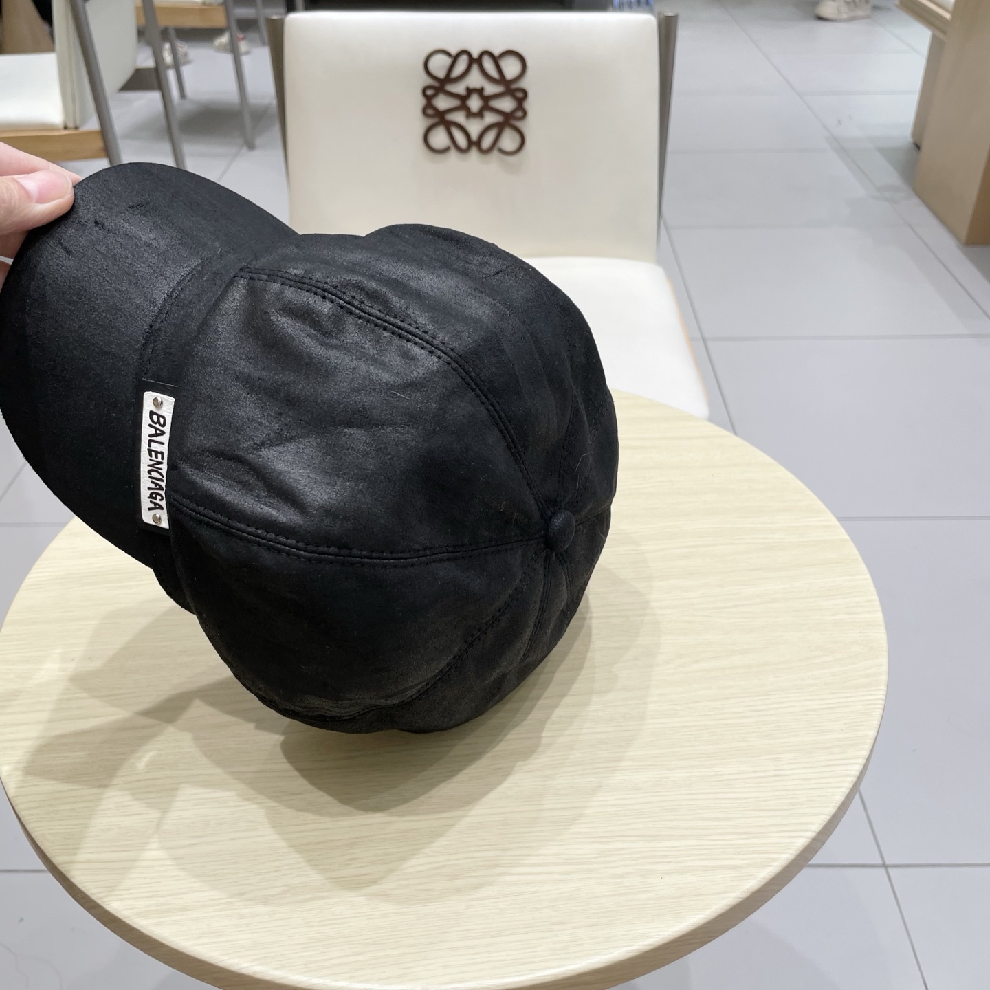  巴黎世家麂皮绒棕色八角贝雷帽女夏季大头围复古画家报童帽短檐鸭舌帽大码