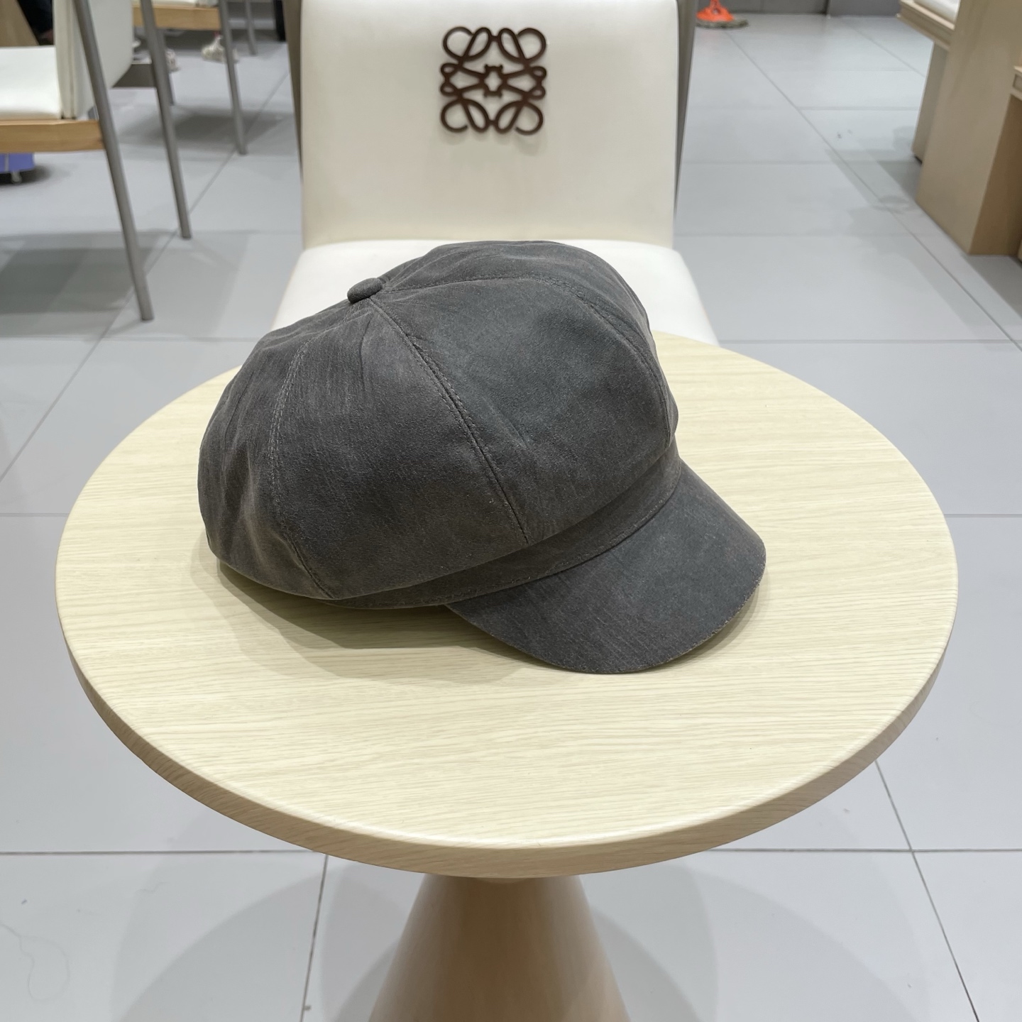  巴黎世家麂皮绒棕色八角贝雷帽女夏季大头围复古画家报童帽短檐鸭舌帽大码