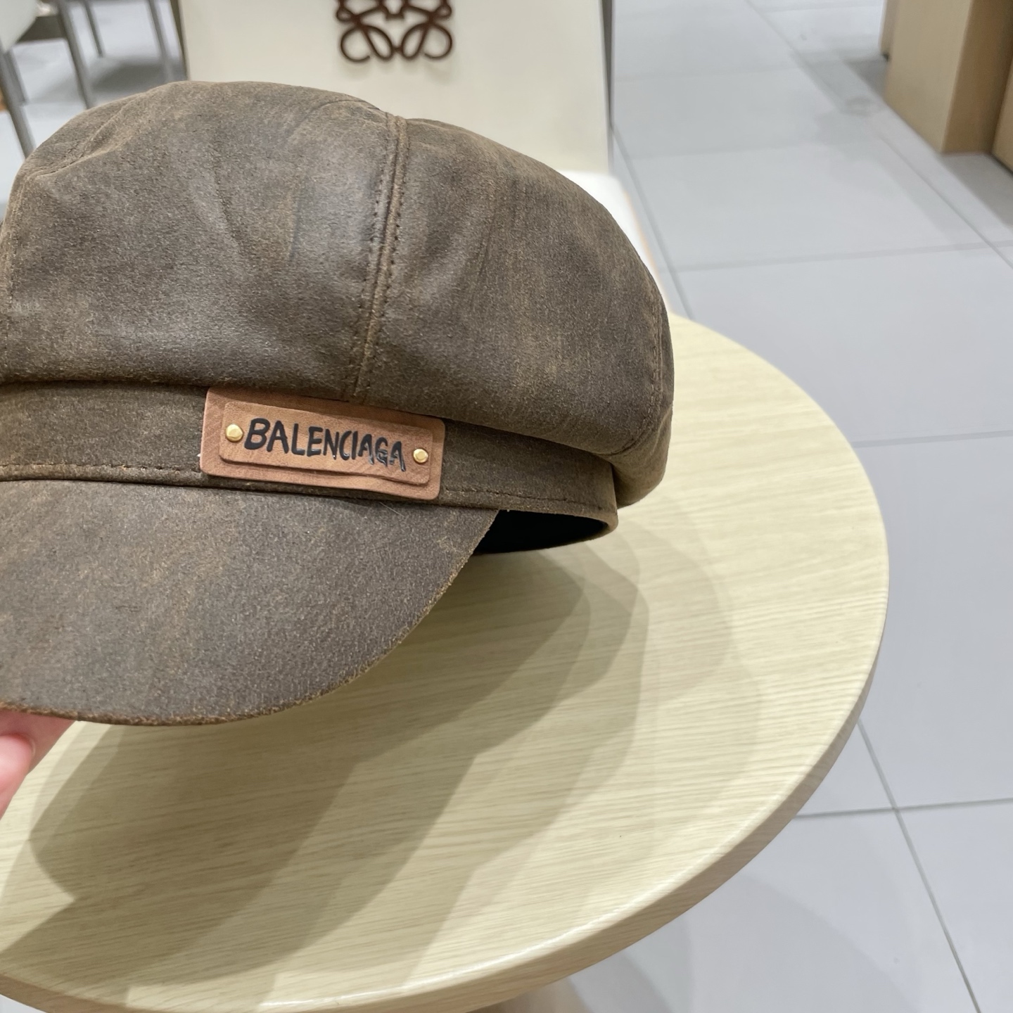  巴黎世家麂皮绒棕色八角贝雷帽女夏季大头围复古画家报童帽短檐鸭舌帽大码