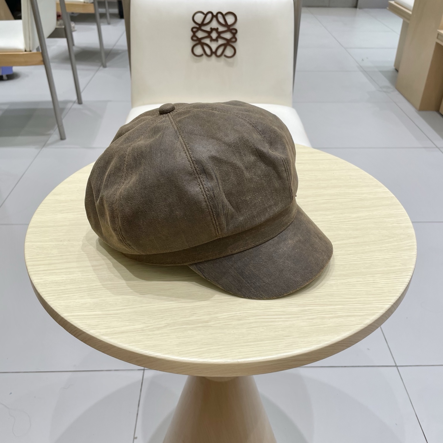  巴黎世家麂皮绒棕色八角贝雷帽女夏季大头围复古画家报童帽短檐鸭舌帽大码