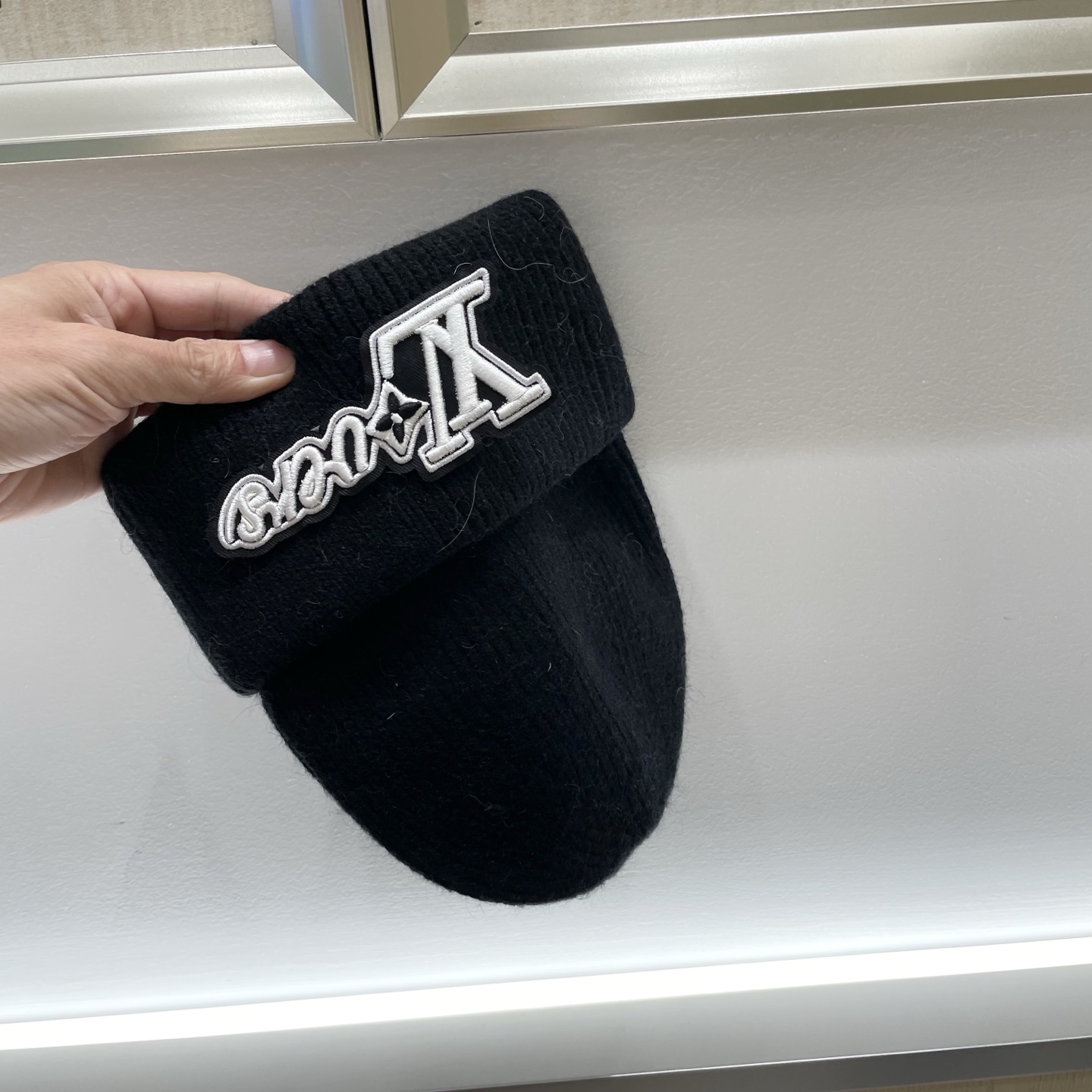 LV 路易威登 2025秋冬新款毛线帽，男女款针织帽