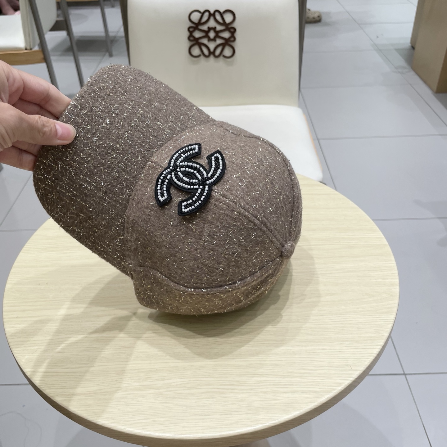  CHANEL香奈儿】秋冬新款简约logo棒球帽，新款出货，大牌款超好搭配，赶紧入手！