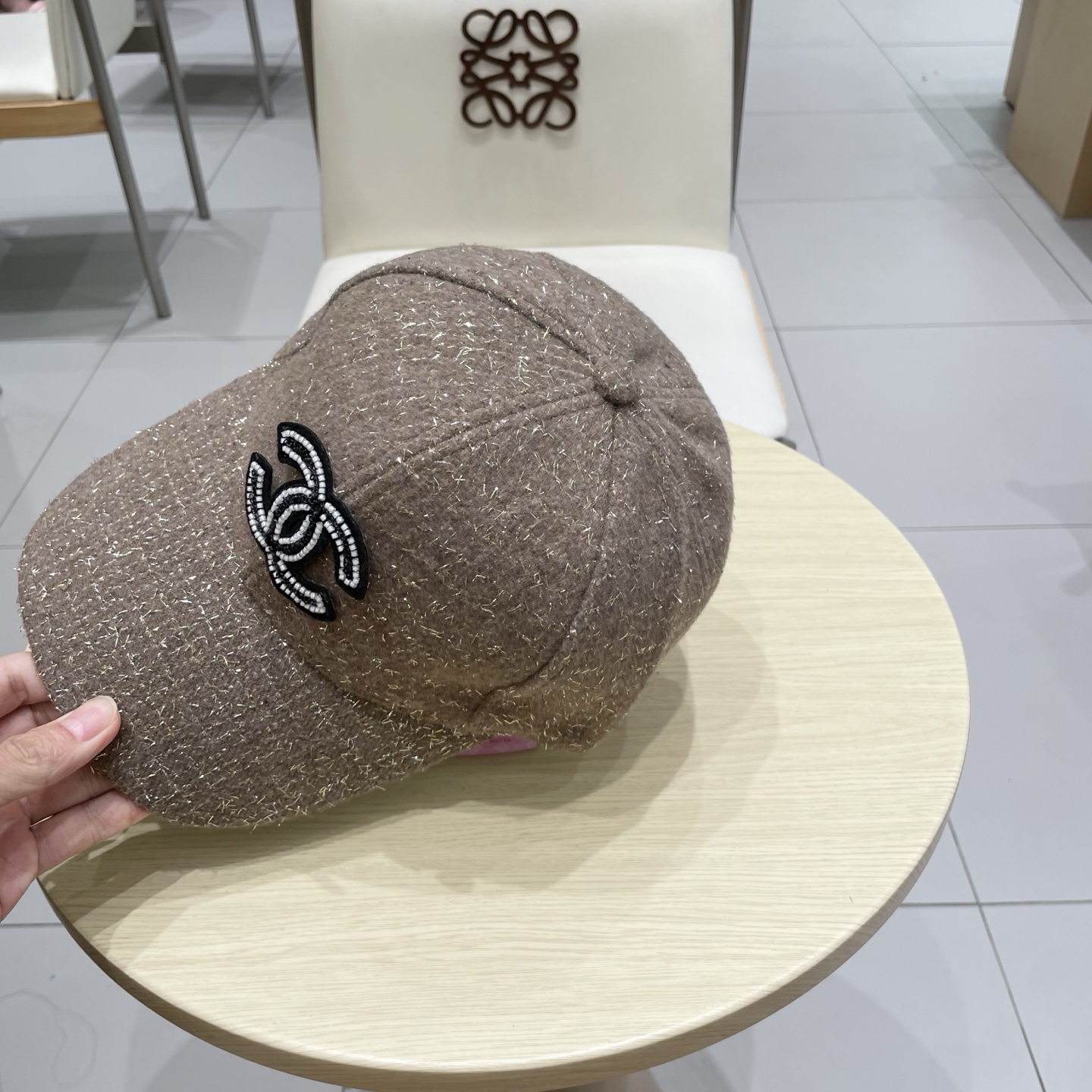  CHANEL香奈儿】秋冬新款简约logo棒球帽，新款出货，大牌款超好搭配，赶紧入手！