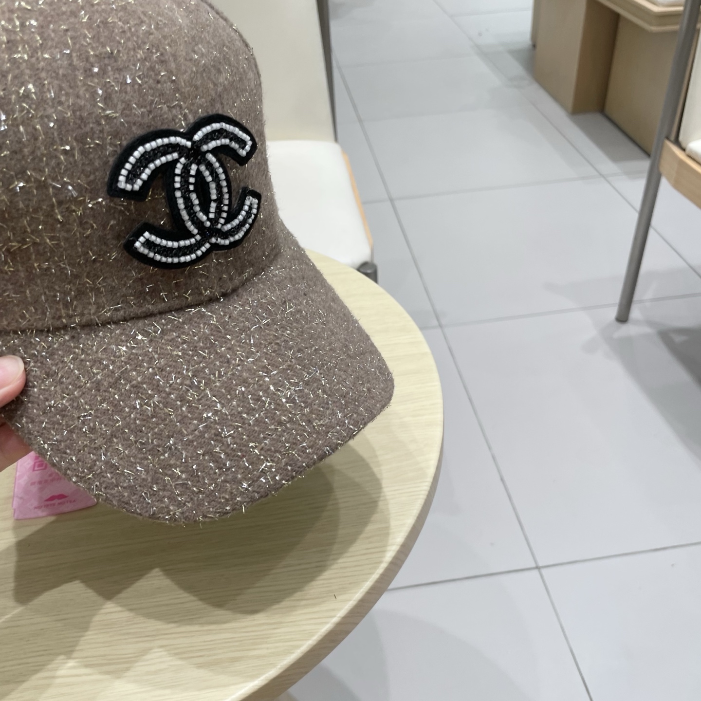  CHANEL香奈儿】秋冬新款简约logo棒球帽，新款出货，大牌款超好搭配，赶紧入手！