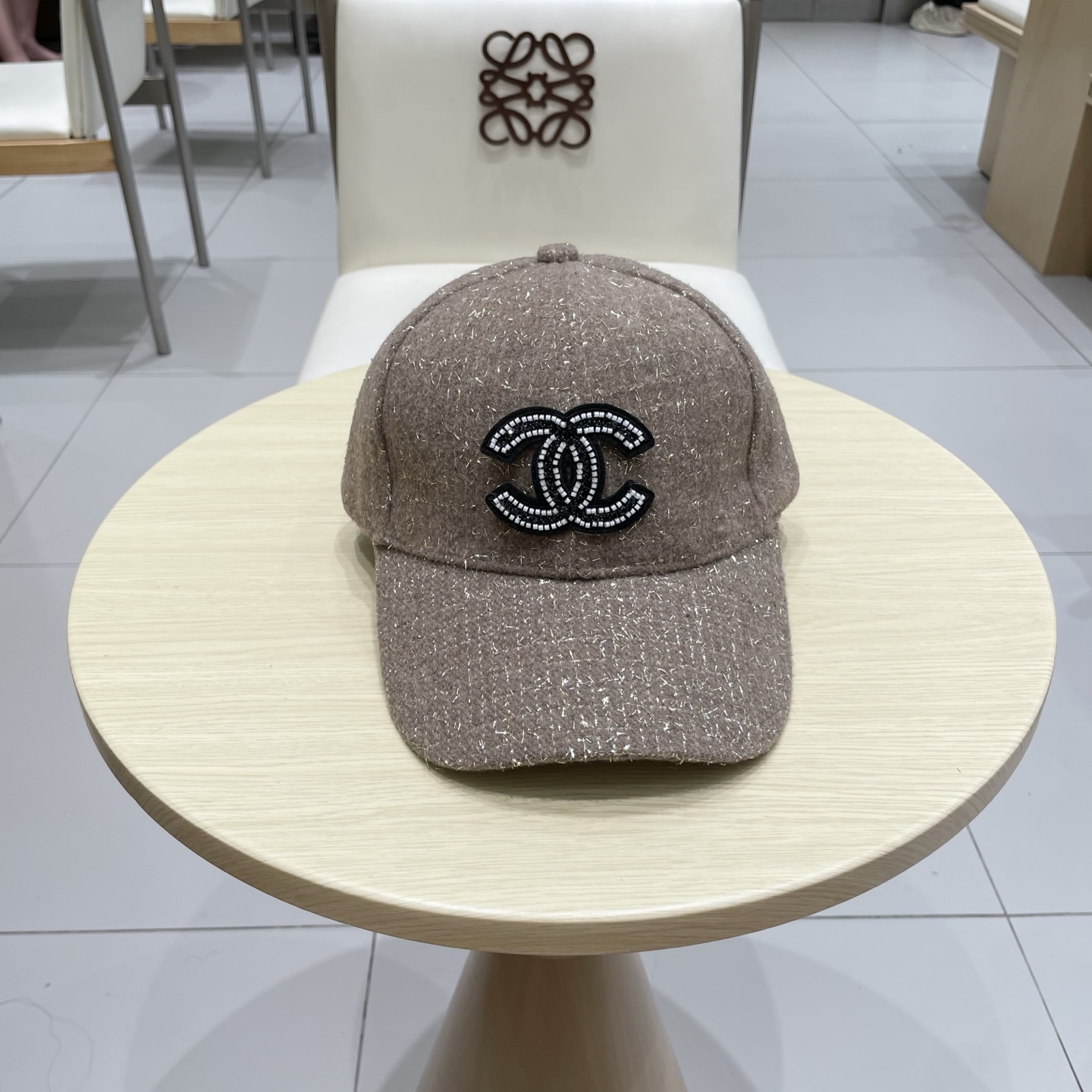  CHANEL香奈儿】秋冬新款简约logo棒球帽，新款出货，大牌款超好搭配，赶紧入手！