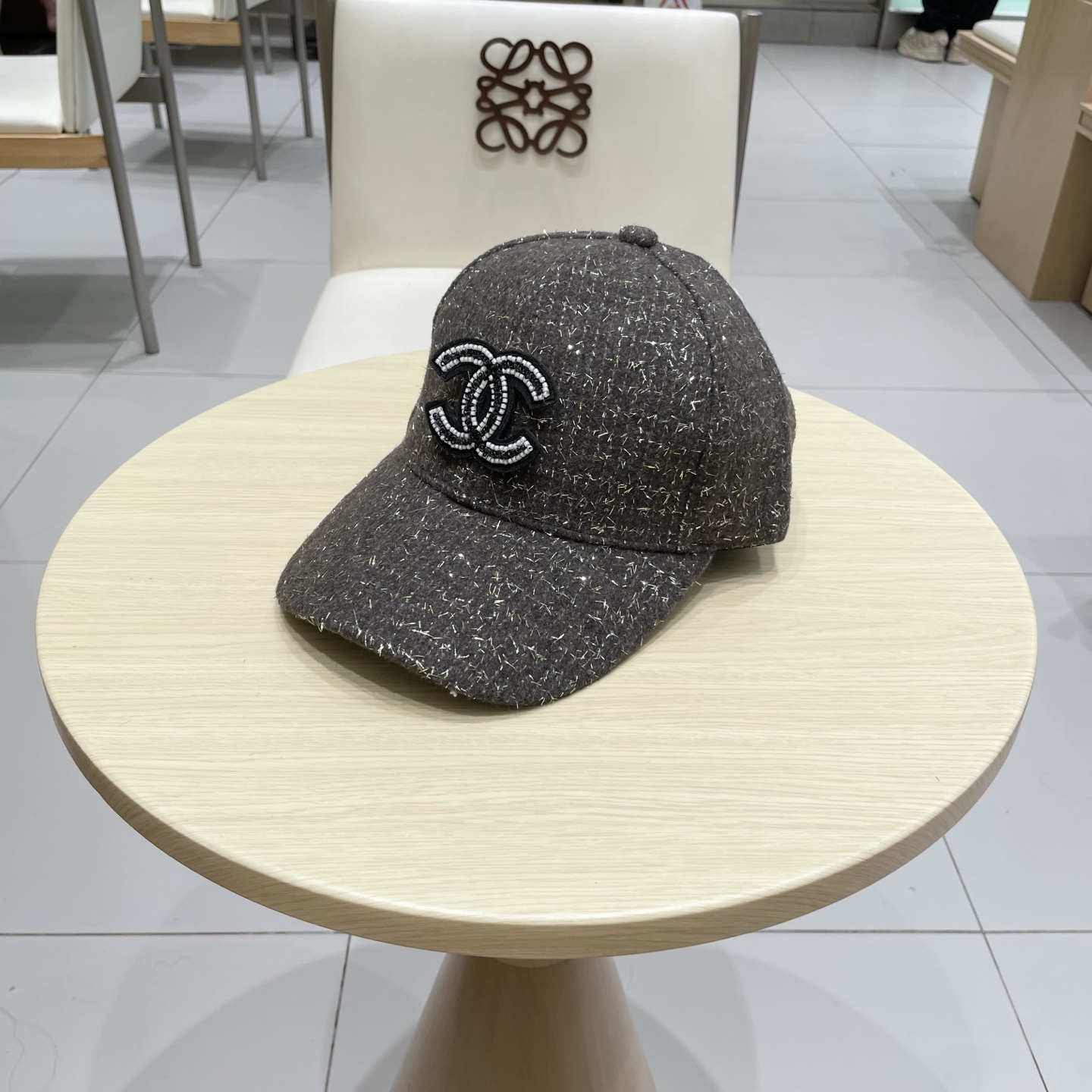  CHANEL香奈儿】秋冬新款简约logo棒球帽，新款出货，大牌款超好搭配，赶紧入手！