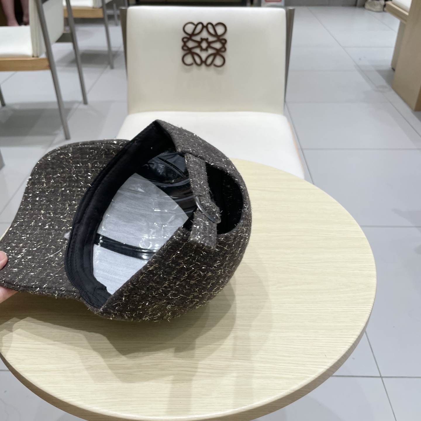  CHANEL香奈儿】秋冬新款简约logo棒球帽，新款出货，大牌款超好搭配，赶紧入手！