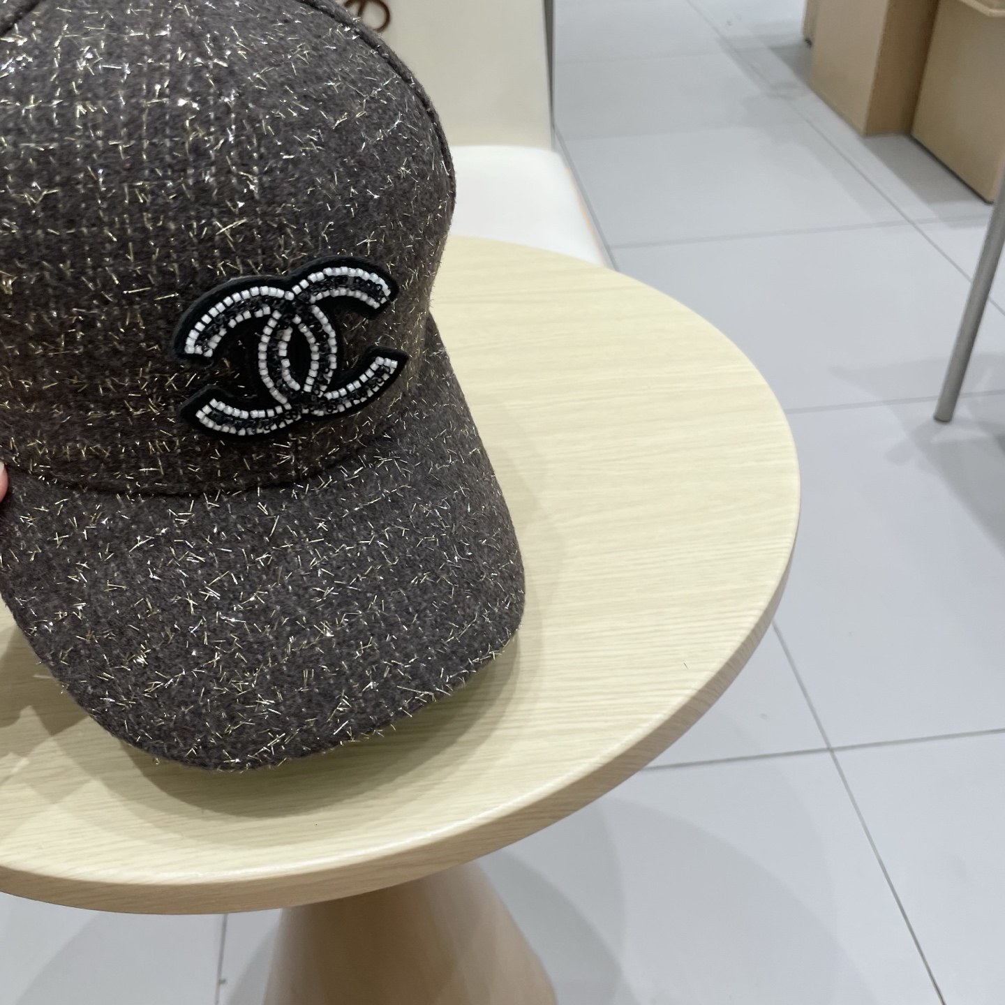  CHANEL香奈儿】秋冬新款简约logo棒球帽，新款出货，大牌款超好搭配，赶紧入手！