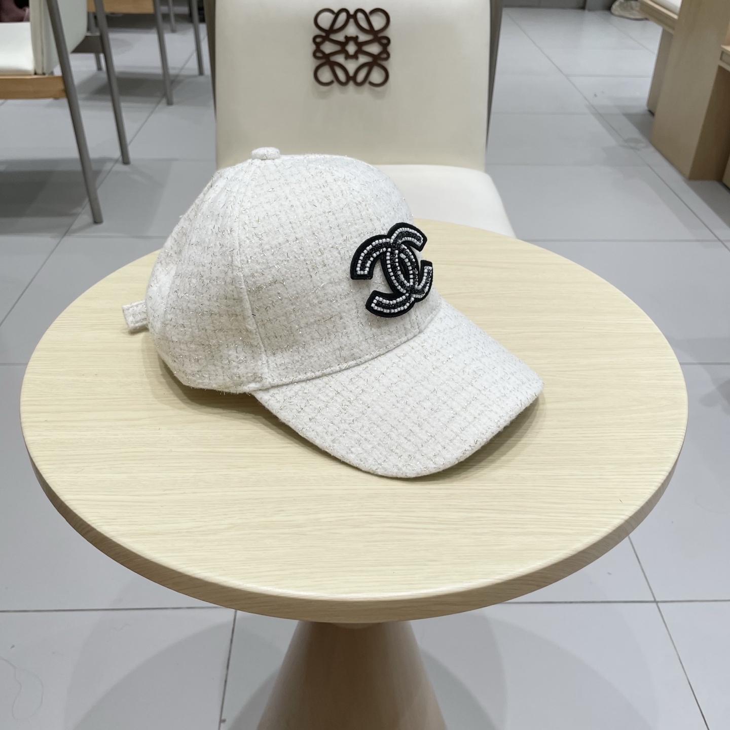  CHANEL香奈儿】秋冬新款简约logo棒球帽，新款出货，大牌款超好搭配，赶紧入手！