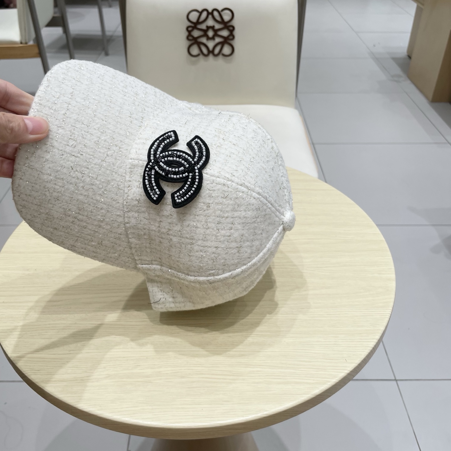  CHANEL香奈儿】秋冬新款简约logo棒球帽，新款出货，大牌款超好搭配，赶紧入手！