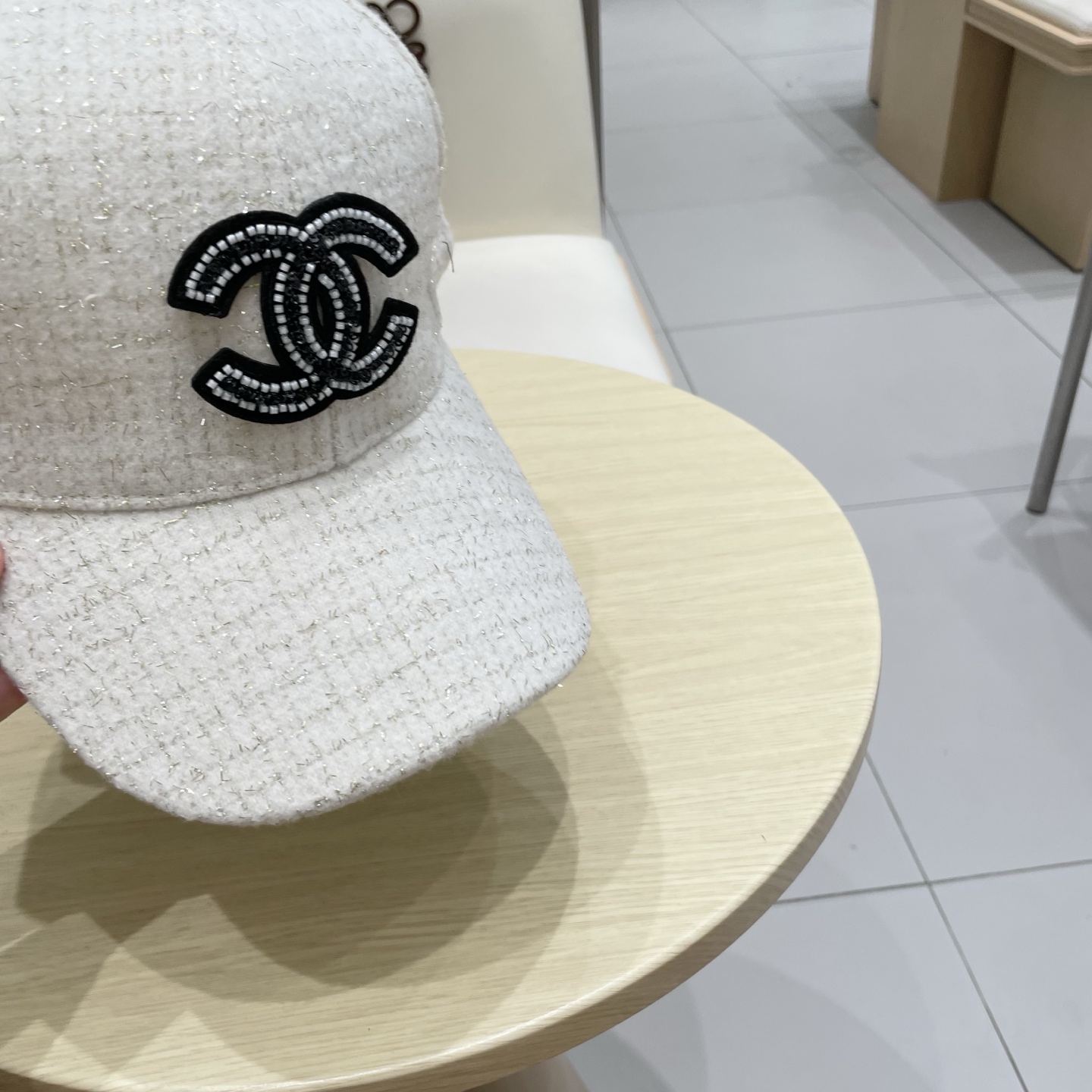  CHANEL香奈儿】秋冬新款简约logo棒球帽，新款出货，大牌款超好搭配，赶紧入手！