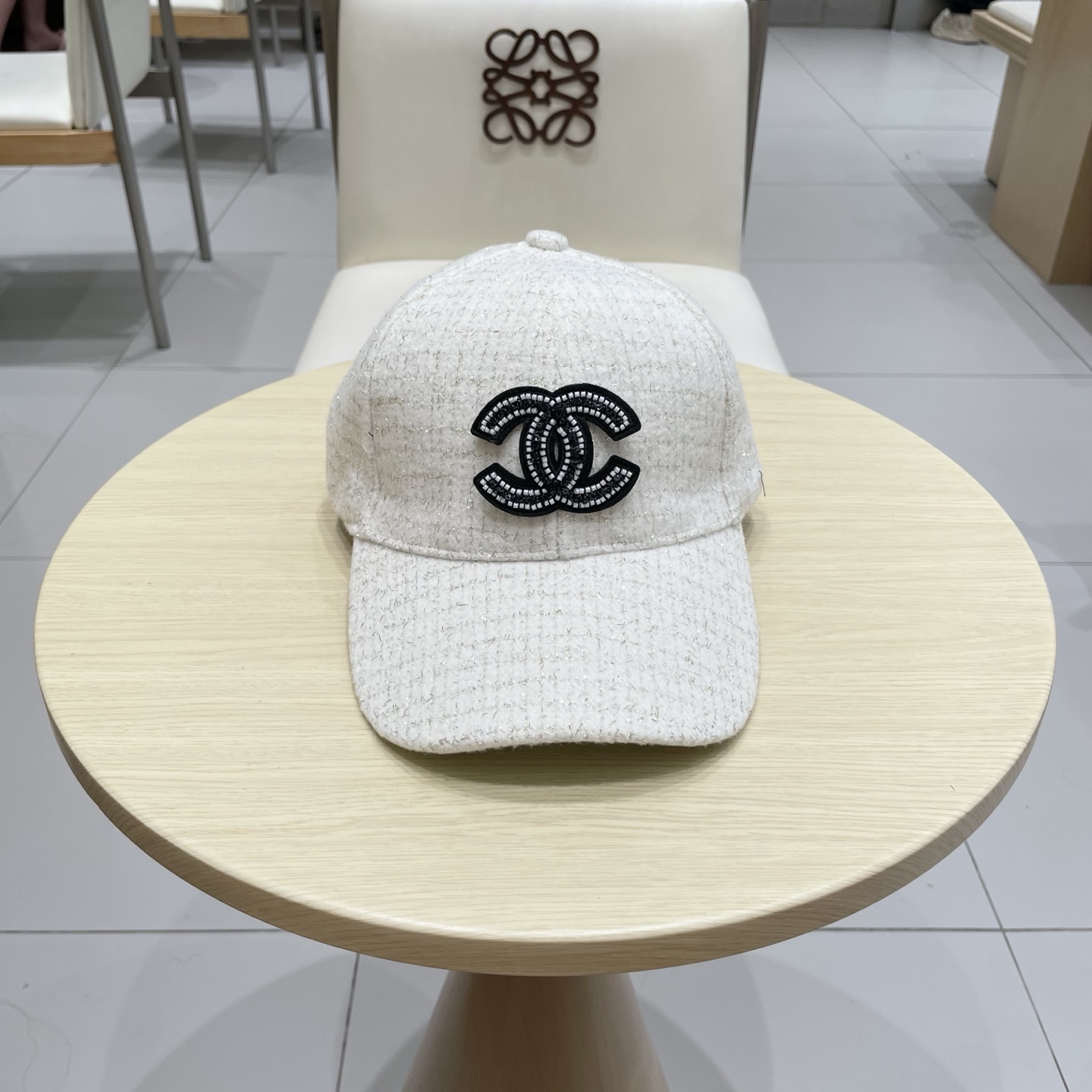  CHANEL香奈儿】秋冬新款简约logo棒球帽，新款出货，大牌款超好搭配，赶紧入手！