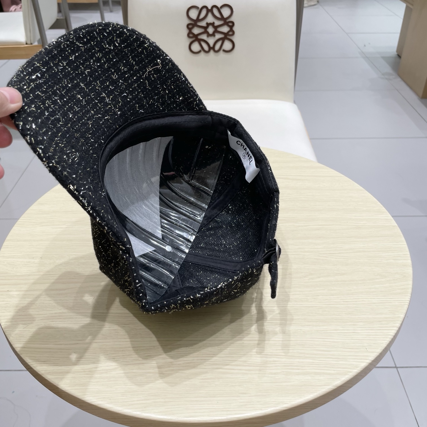  CHANEL香奈儿】秋冬新款简约logo棒球帽，新款出货，大牌款超好搭配，赶紧入手！