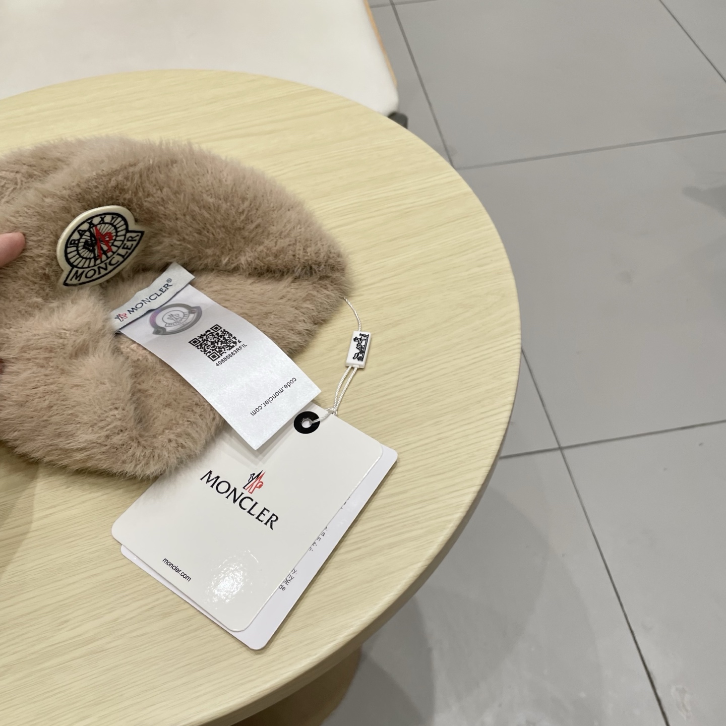 蒙口Moncler盟可睐2025早秋冬款经典针织帽，原单复刻.非常柔软亲肤，弹性很好💓有质感又非常百搭的