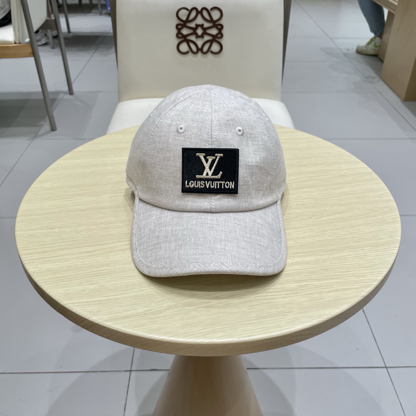 🧢路易威登棒球帽 LouisVuitton😍新款LV棒球帽，重工打造♥️高端大气，百搭款🤗男女通用！跑量
