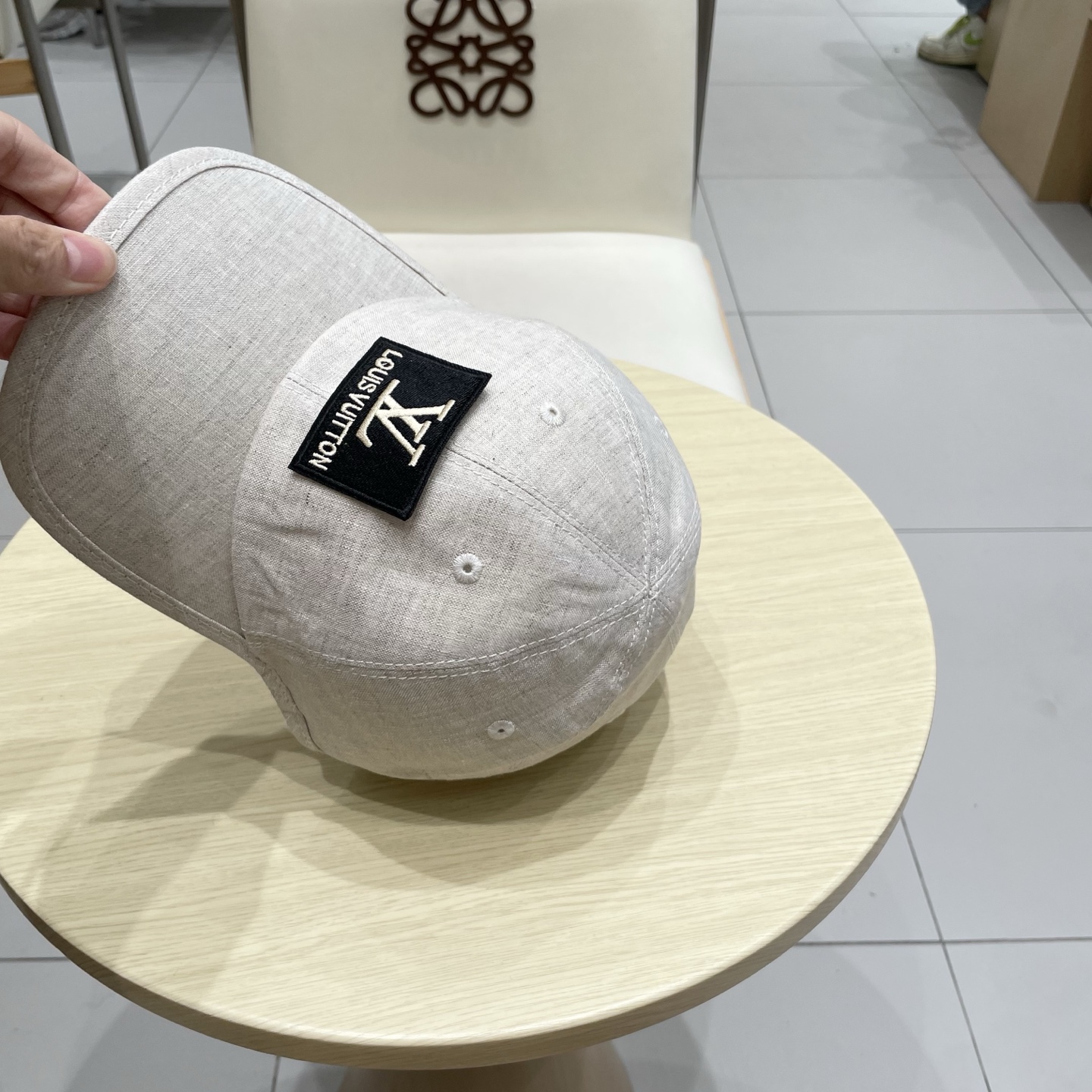 🧢路易威登棒球帽 LouisVuitton😍新款LV棒球帽，重工打造♥️高端大气，百搭款🤗男女通用！跑量