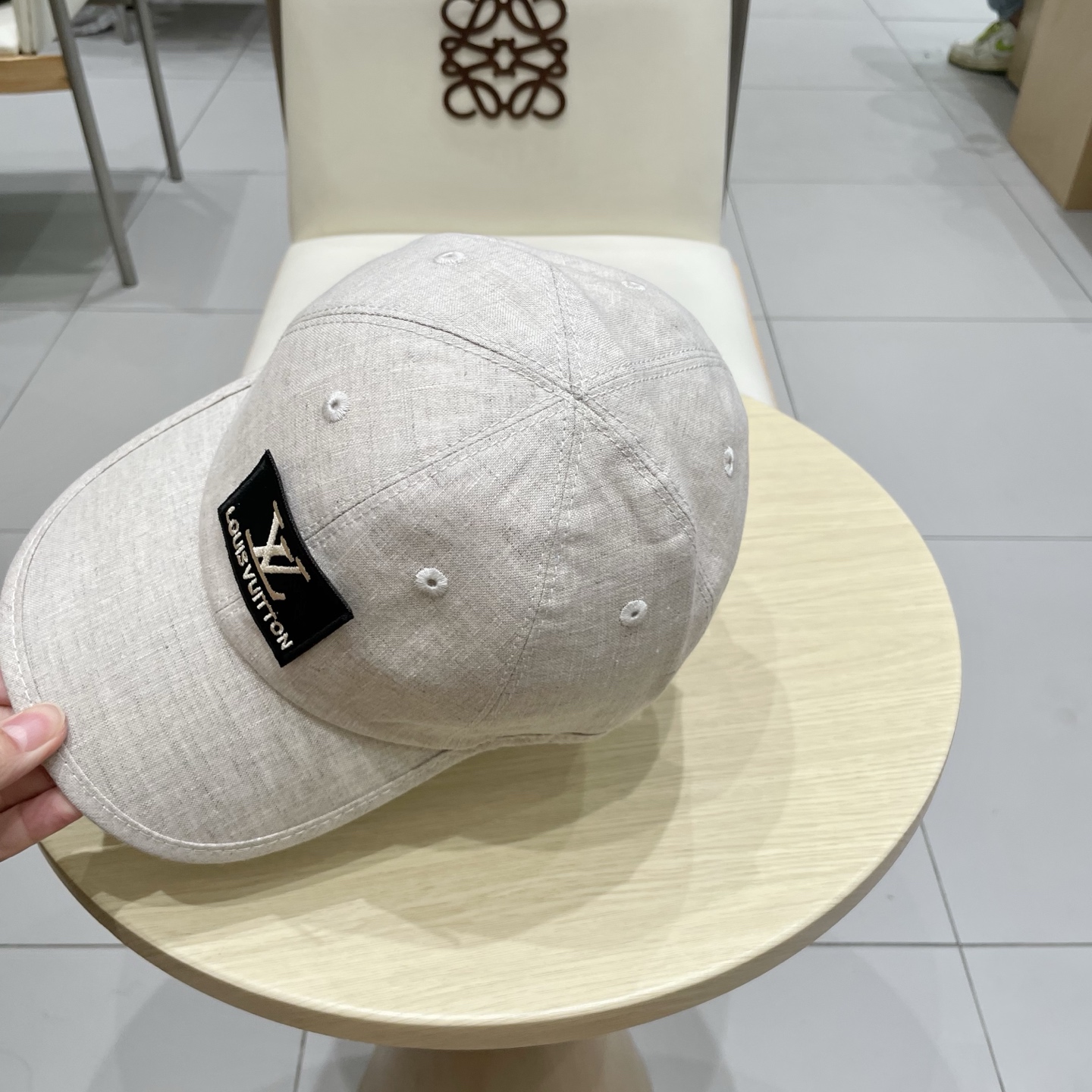 🧢路易威登棒球帽 LouisVuitton😍新款LV棒球帽，重工打造♥️高端大气，百搭款🤗男女通用！跑量