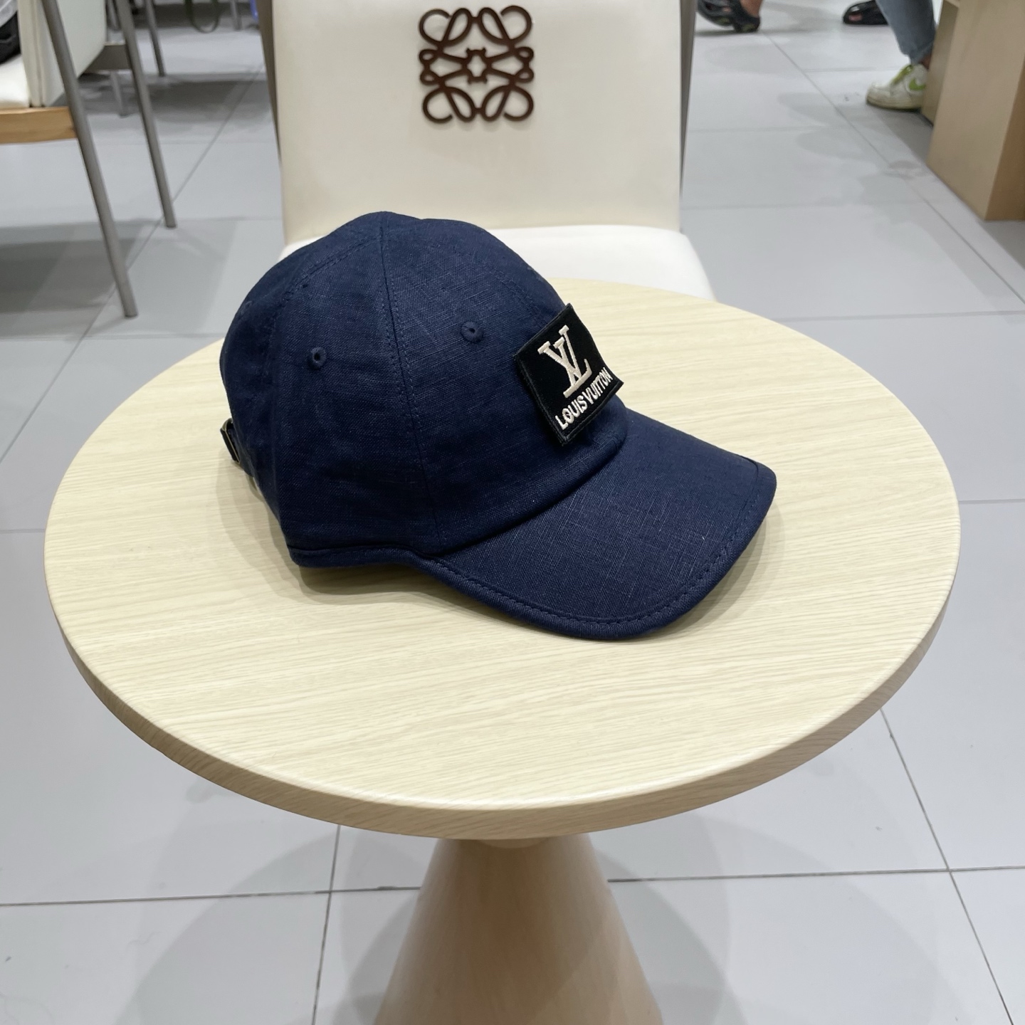 🧢路易威登棒球帽 LouisVuitton😍新款LV棒球帽，重工打造♥️高端大气，百搭款🤗男女通用！跑量