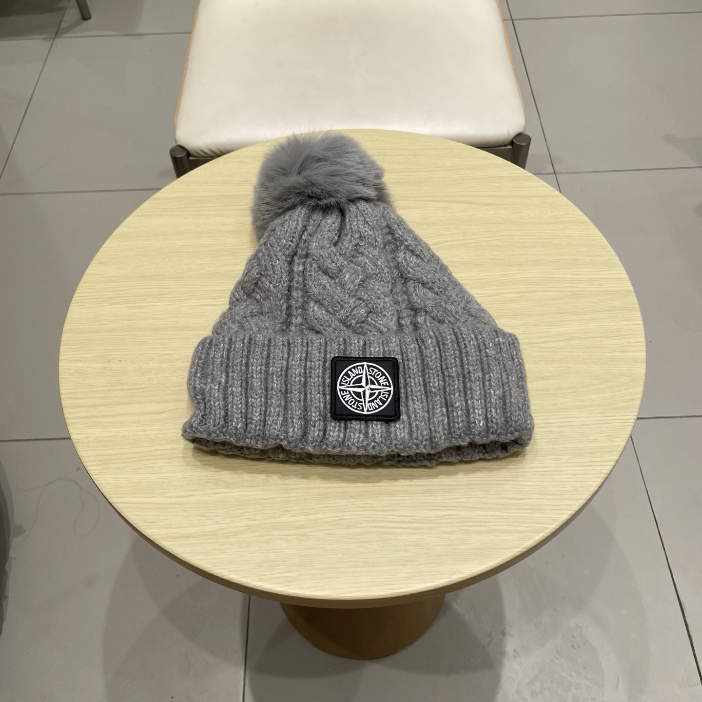 NO:361133,Trendy brand STONE classic cashmere wool knitted hat, new autumn and winter wool ball wool hat, cold hat, little red hat popular hat, straw hat fisherman hat baseball hat, hat, espadrilles, hats潮牌石头岛STONE经典爆款羊绒羊毛针织帽 秋冬新款毛球毛线帽,冷帽,小红帽爆款帽子草帽渔夫帽棒球帽,帽子,espadrilles,hats,hat