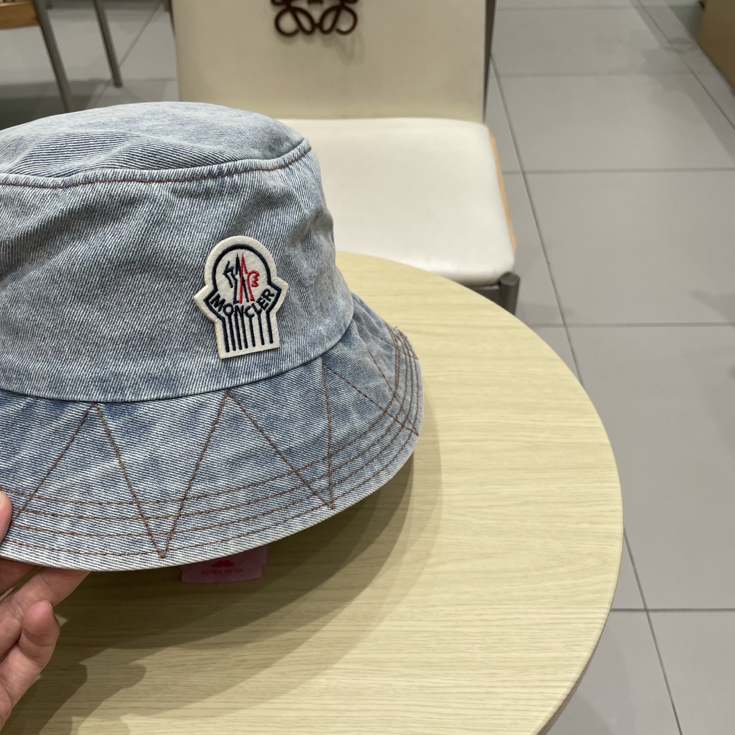 蒙口moncler秋款牛仔渔夫帽，渔夫桶帽，头围57cm