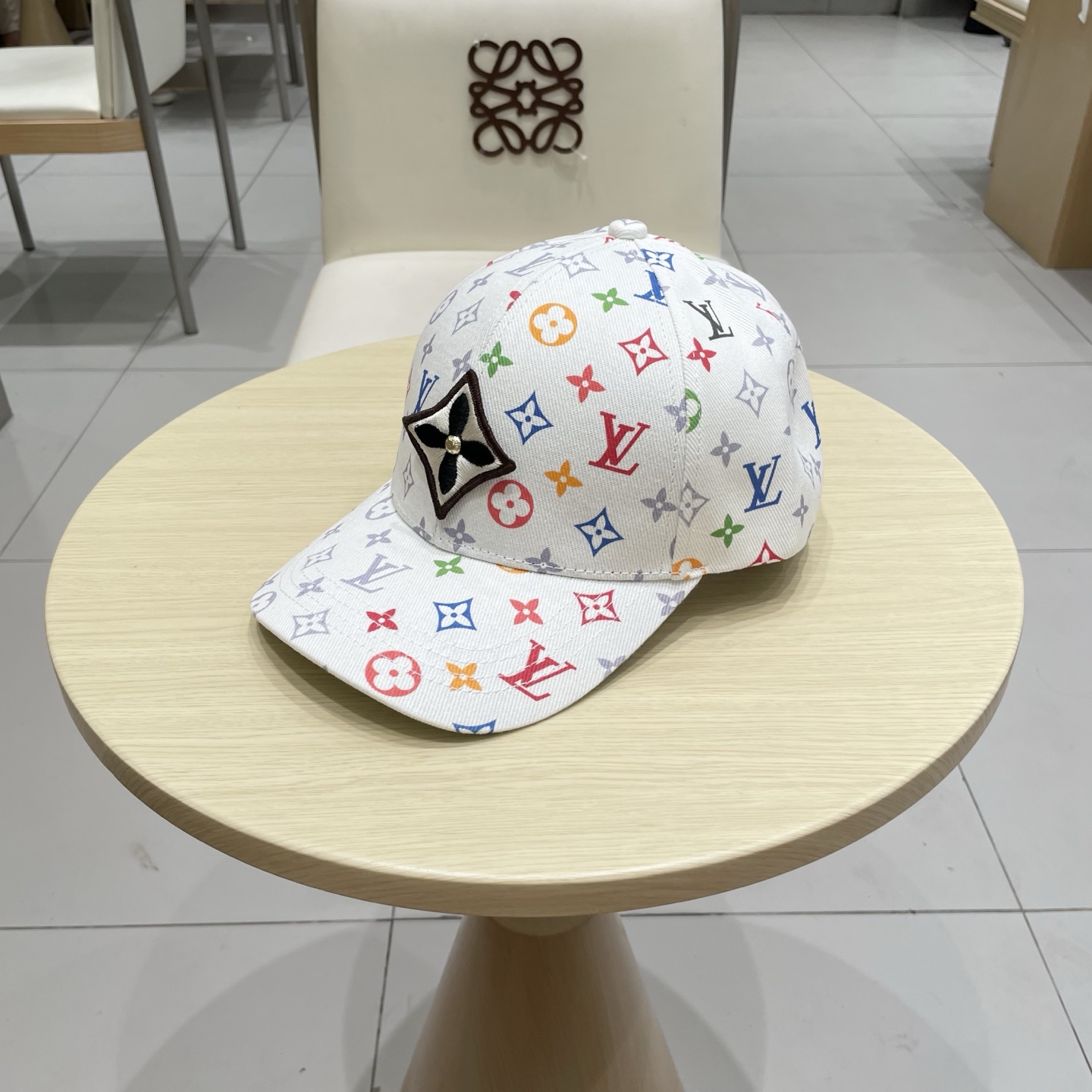 LV路易威登渔夫帽棒球帽 轻盈透气。完美版型，独家实物拍摄，男女适用