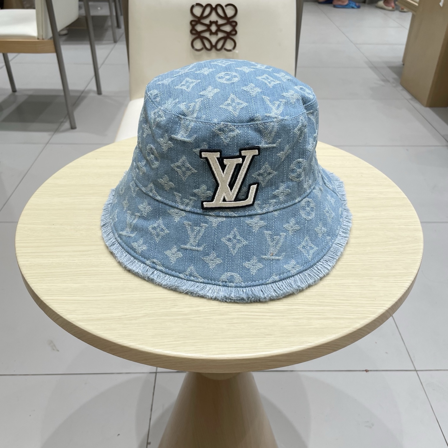 NO:360767,LV Louis Vuitton Fisherman Hat Light and Breathable. Perfect Stylish, Exclusive Live Shot, Suitable Hats for Men and Women, Straw Hats, Fisherman Hats, Baseball Hats, Hats, Louis vuitton, Louis vuitton, espadrilles, HatsLV路易威登渔夫帽 轻盈透气.完美版型,独家实物拍摄,男女适用帽子草帽渔夫帽棒球帽,帽子,louis vuitton,louis vuitton,espadrilles,hats,hat