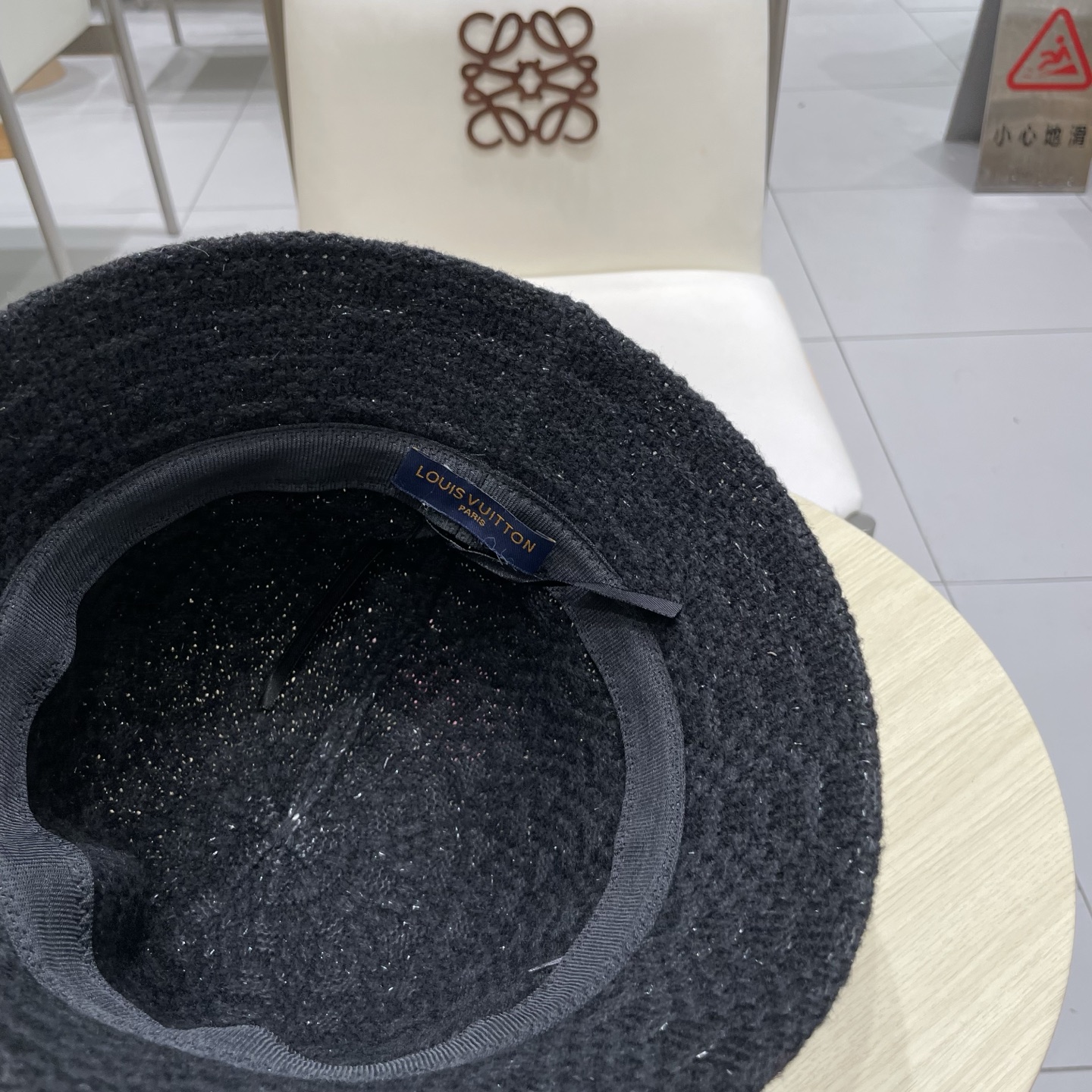 🧢路易威登棒球帽 LouisVuitton😍帽子女2025年新款秋冬羊毛水桶帽显脸小盆帽时尚百搭保暖渔夫