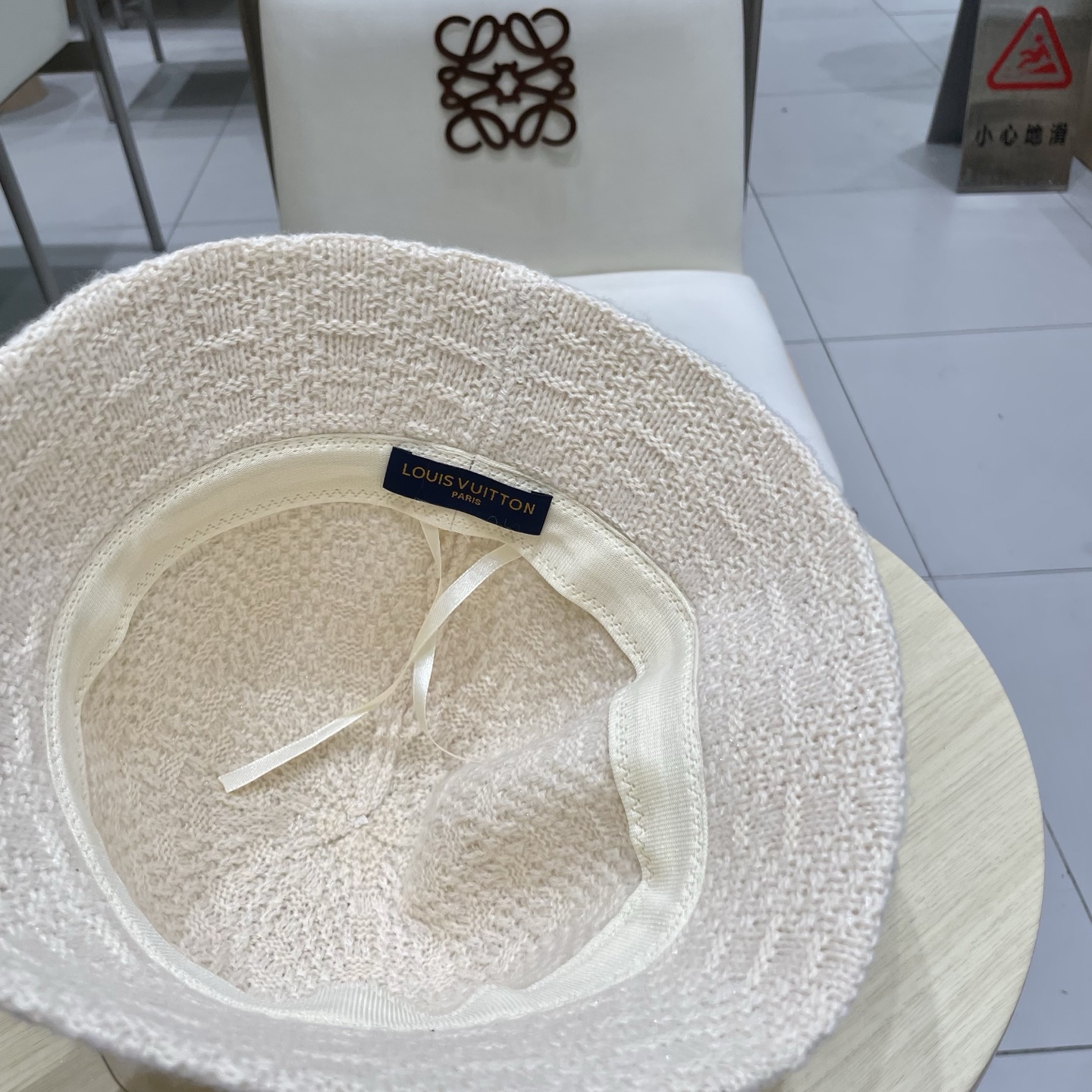 🧢路易威登棒球帽 LouisVuitton😍帽子女2025年新款秋冬羊毛水桶帽显脸小盆帽时尚百搭保暖渔夫