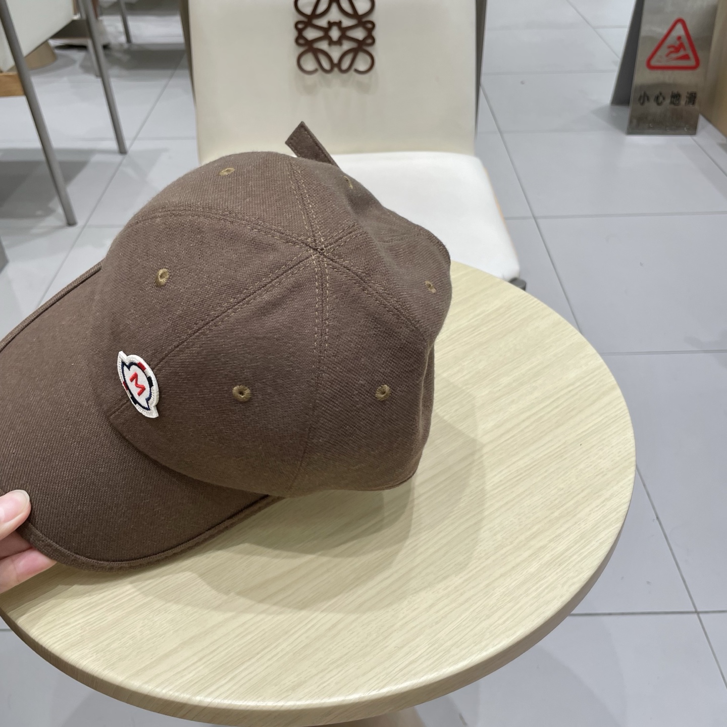 蒙口MONCLER 秋冬新款羊毛棒球帽，年轻时尚潮人穿搭色系，视觉效果超强，立体字母，好看有质感！