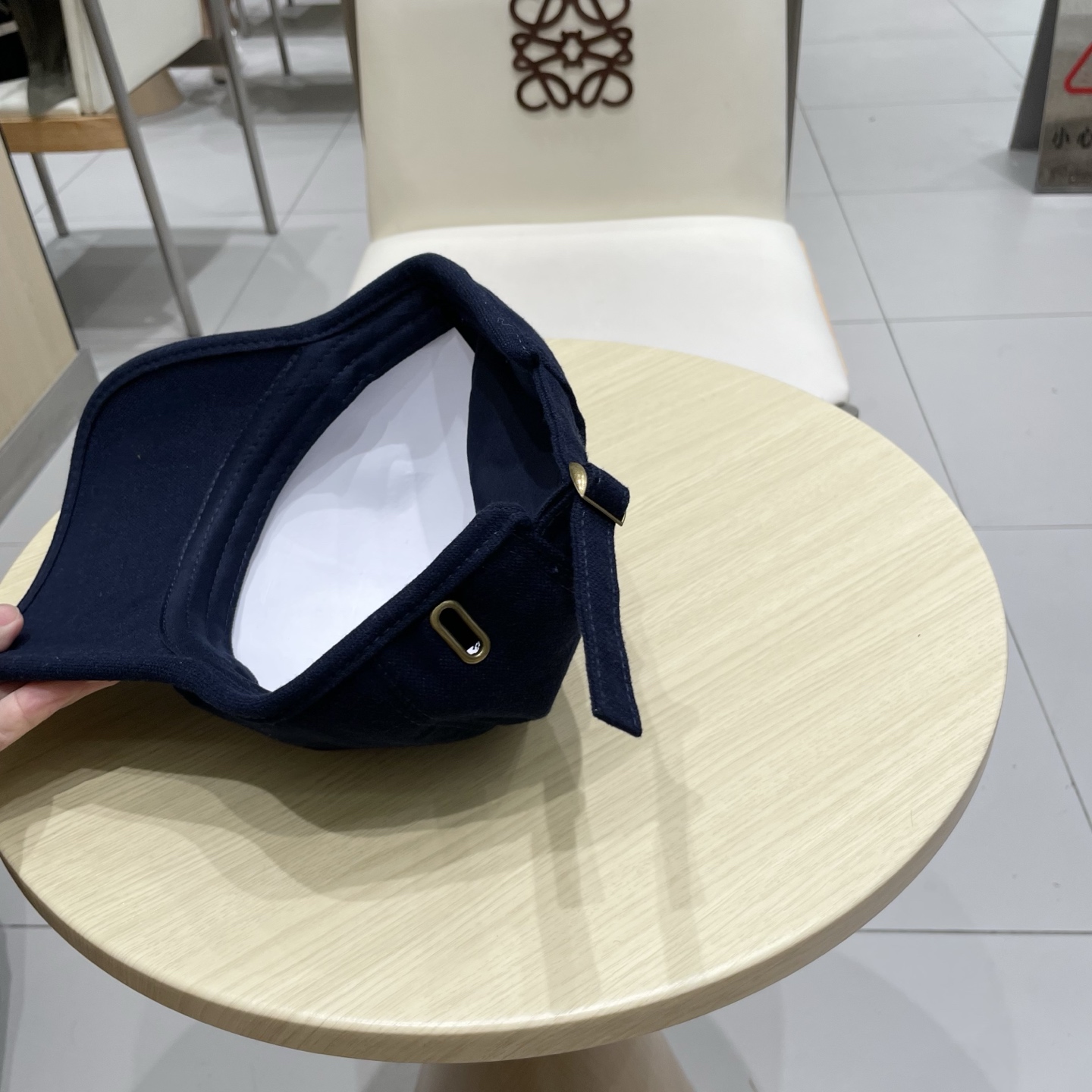 蒙口MONCLER 秋冬新款羊毛棒球帽，年轻时尚潮人穿搭色系，视觉效果超强，立体字母，好看有质感！