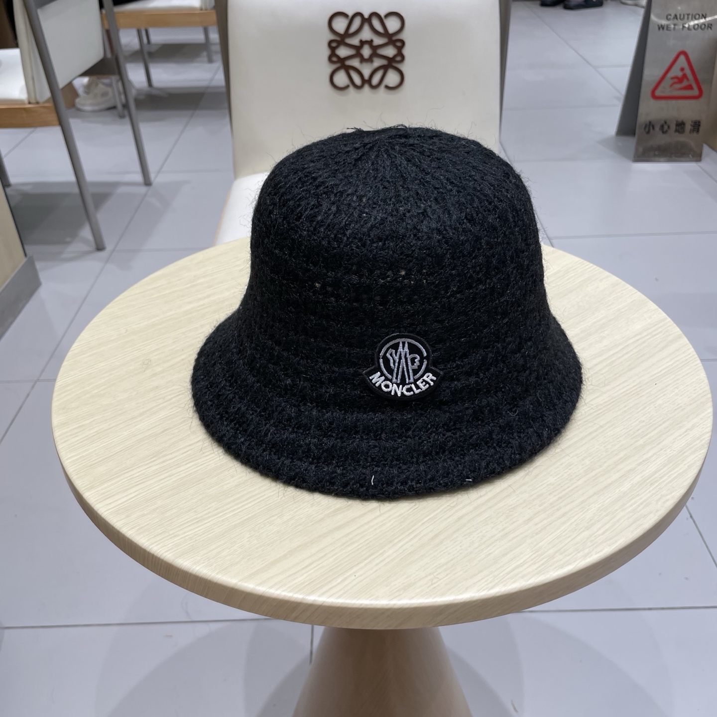 蒙口MONCLER甜美小众编织水桶帽子女秋冬羊毛透气渔夫帽显脸小