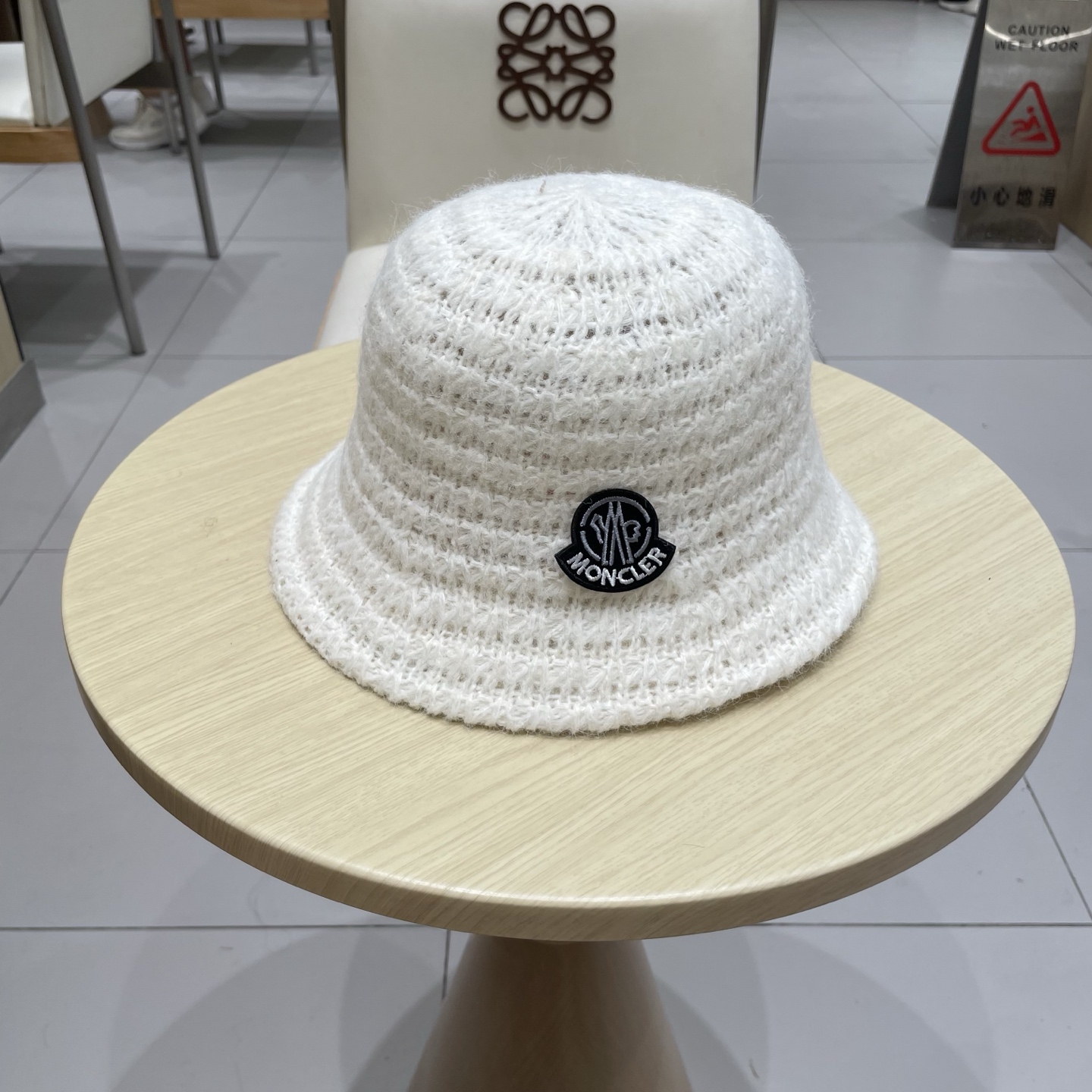 蒙口MONCLER甜美小众编织水桶帽子女秋冬羊毛透气渔夫帽显脸小