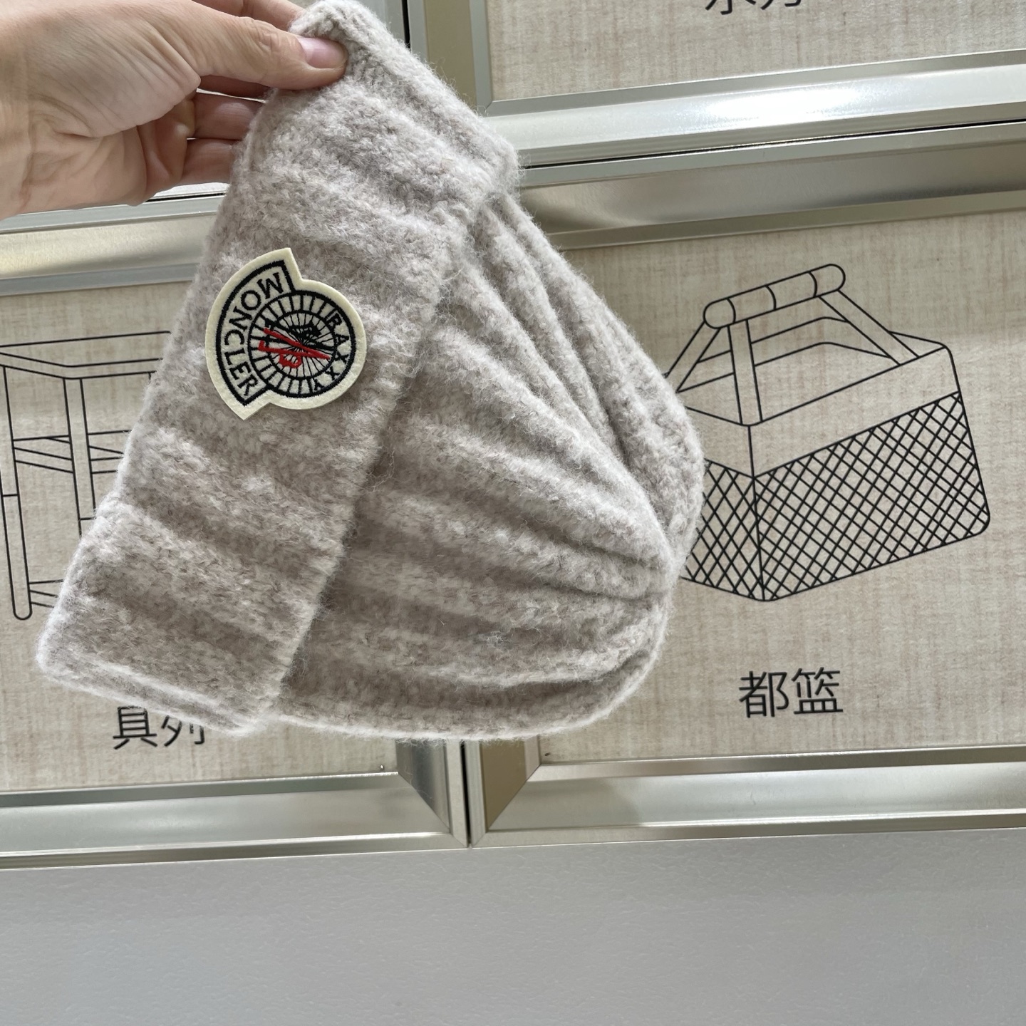 蒙口Moncler盟可睐2025早秋冬款经典针织帽，原单复刻.非常柔软亲肤，弹性很好💓有质感又非常百搭的