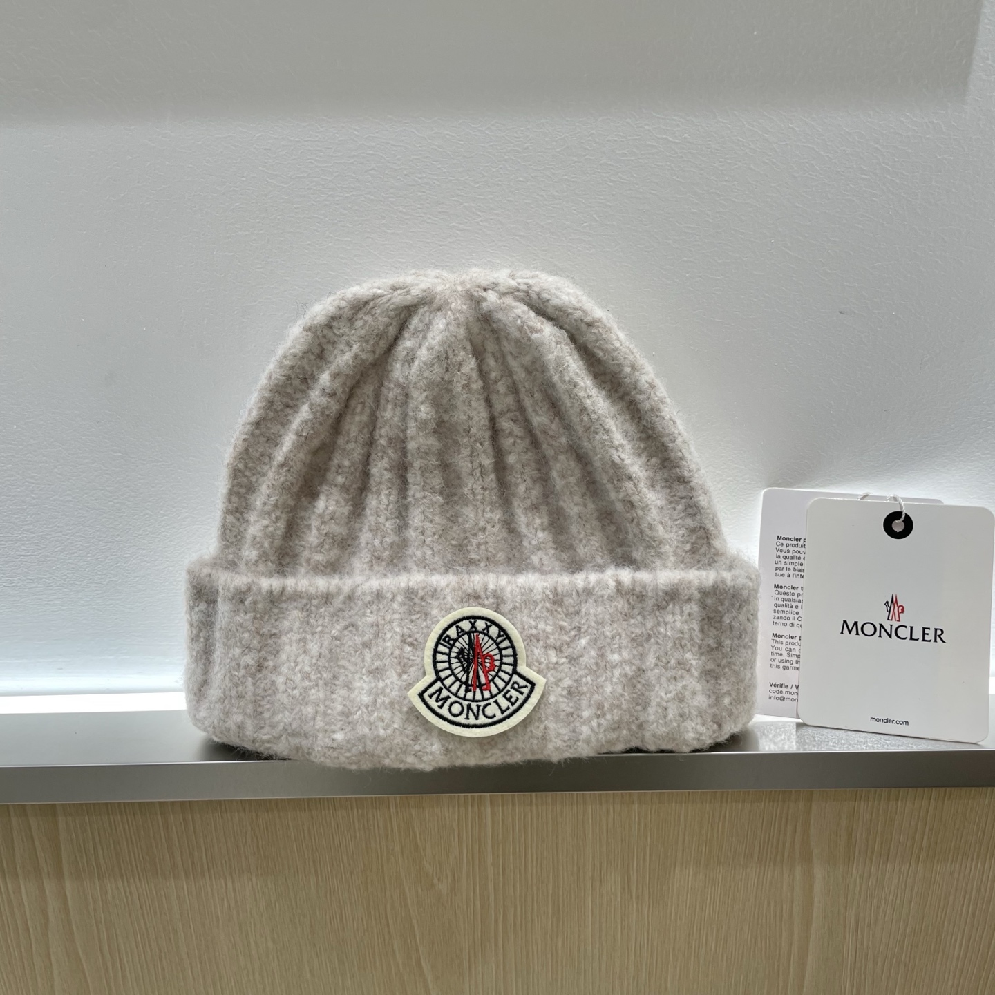 蒙口Moncler盟可睐2025早秋冬款经典针织帽，原单复刻.非常柔软亲肤，弹性很好💓有质感又非常百搭的
