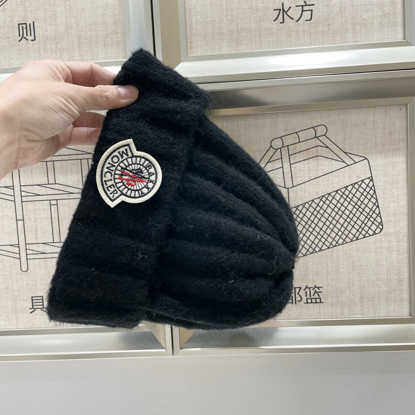 蒙口Moncler盟可睐2025早秋冬款经典针织帽，原单复刻.非常柔软亲肤，弹性很好💓有质感又非常百搭的