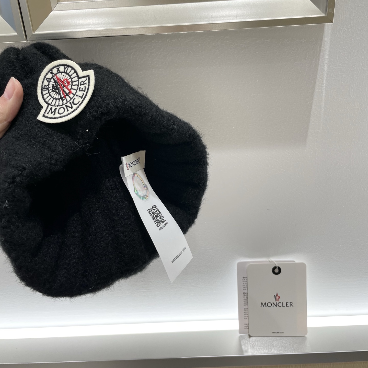 蒙口Moncler盟可睐2025早秋冬款经典针织帽，原单复刻.非常柔软亲肤，弹性很好💓有质感又非常百搭的