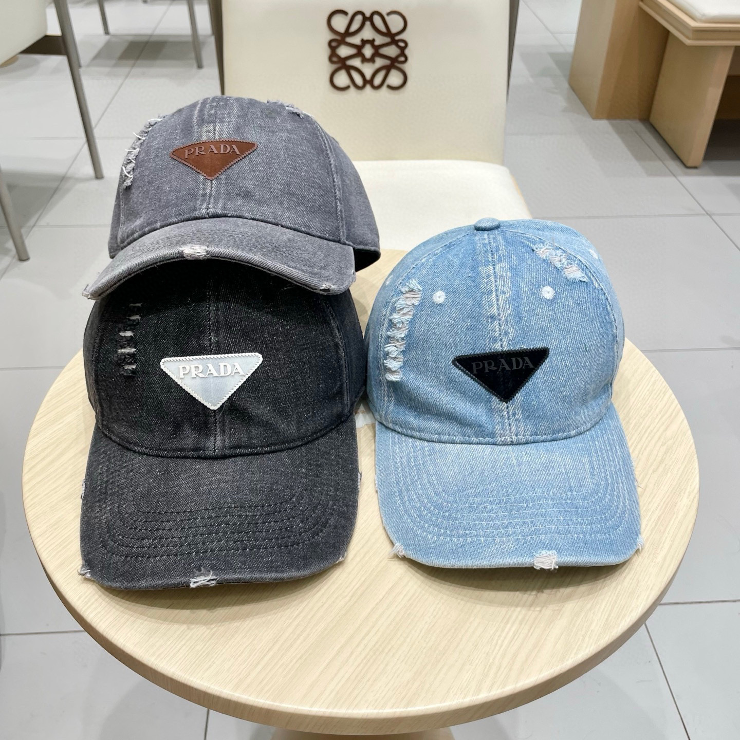 【普拉达】春夏新款大牌刺绣棒球帽，新款出货，大牌款超好搭配，赶