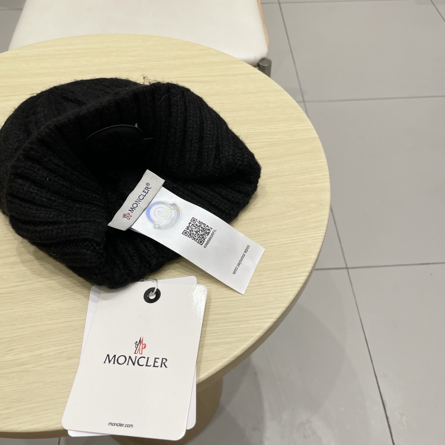 moncler【官网正品】蒙口米色针织帽男女秋冬季毛线帽百搭显脸小保暖冷帽