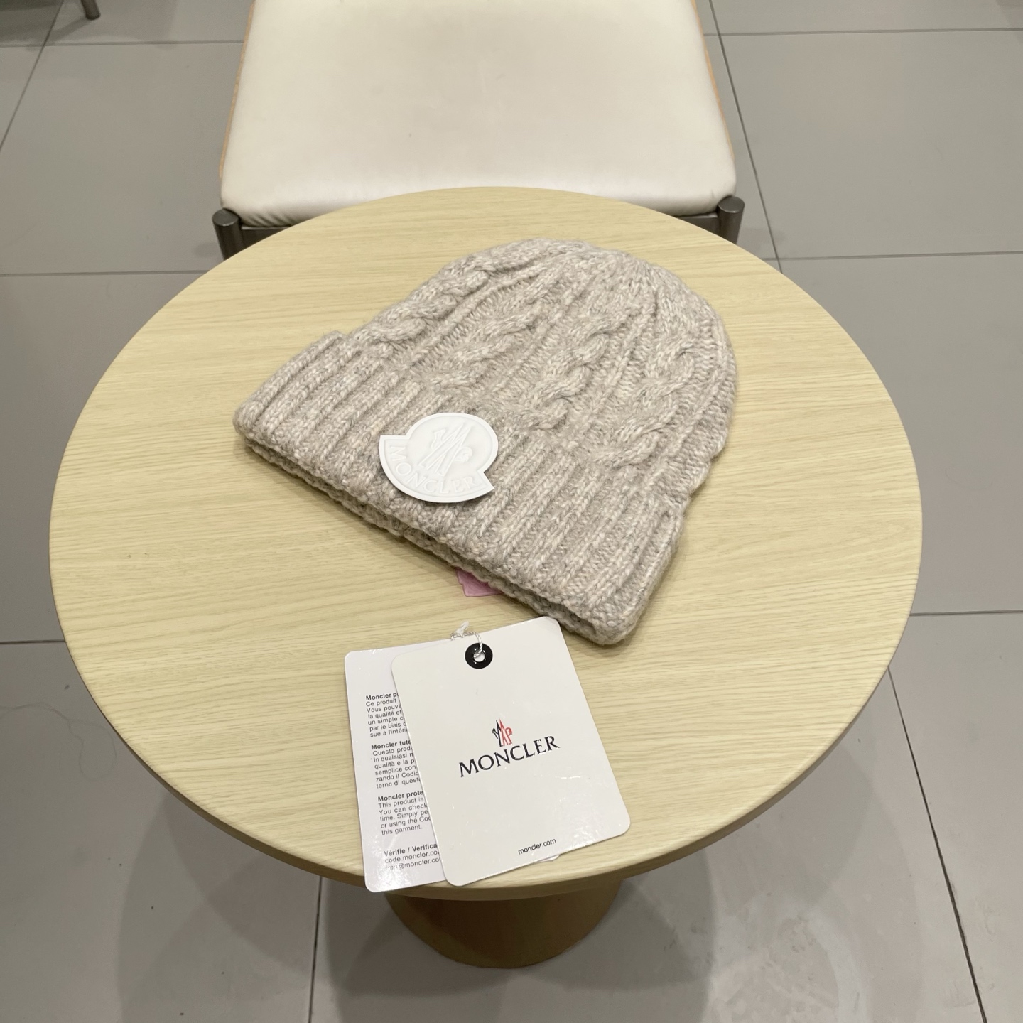 moncler【官网正品】蒙口米色针织帽男女秋冬季毛线帽百搭显脸小保暖冷帽