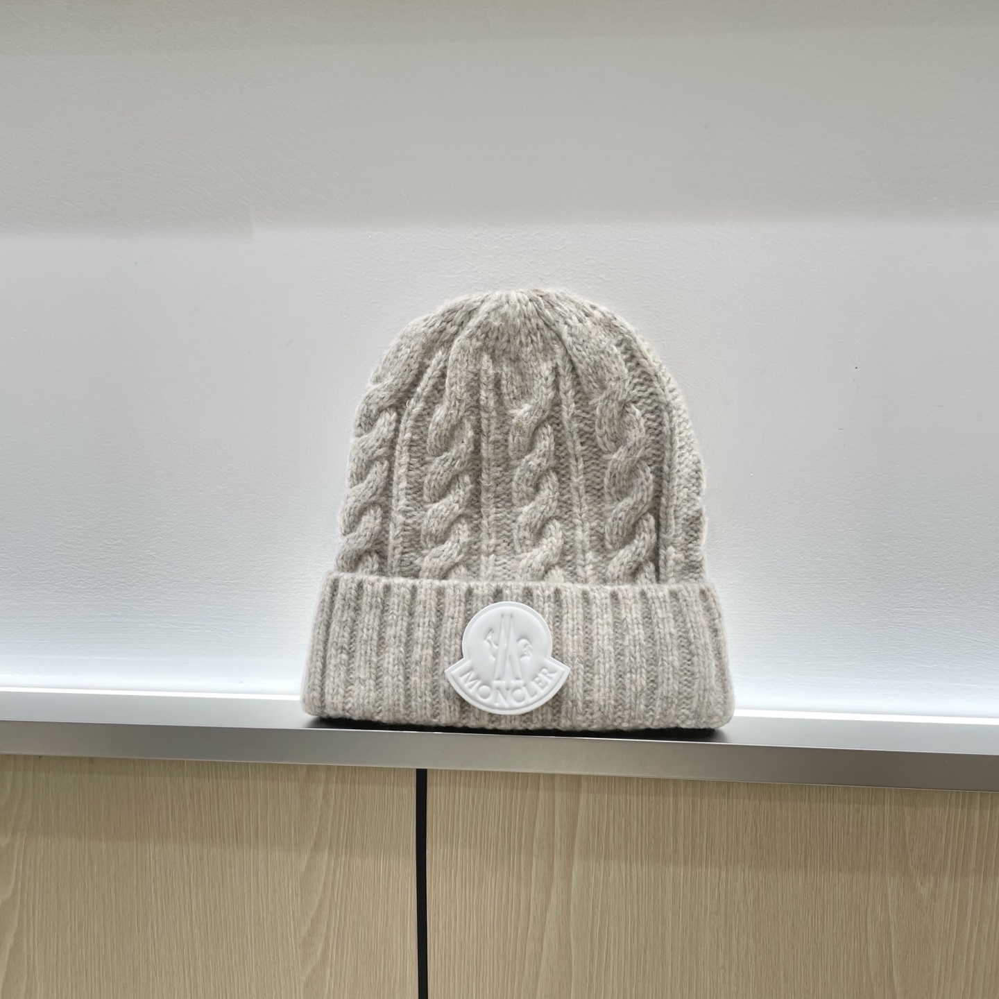 moncler【官网正品】蒙口米色针织帽男女秋冬季毛线帽百搭显脸小保暖冷帽