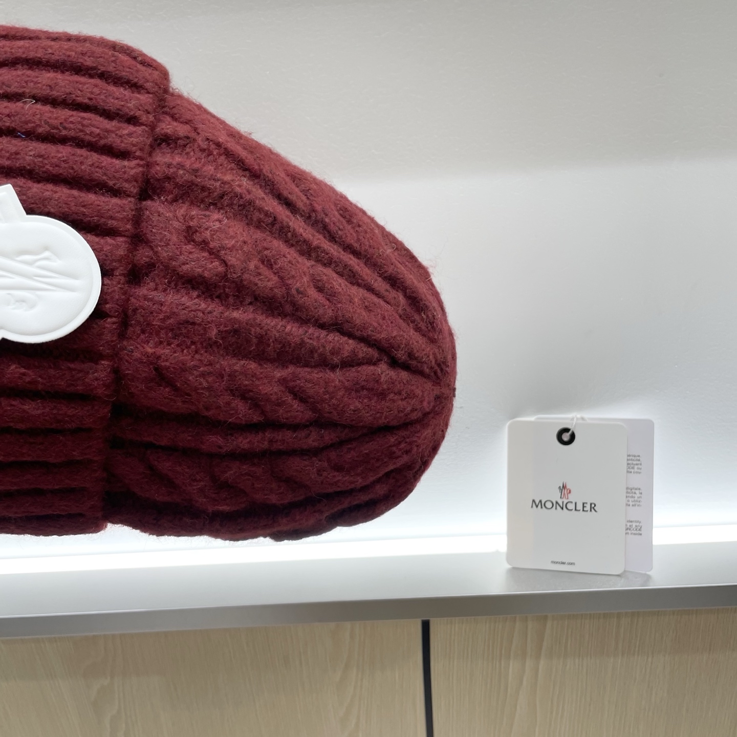 moncler【官网正品】蒙口米色针织帽男女秋冬季毛线帽百搭显脸小保暖冷帽