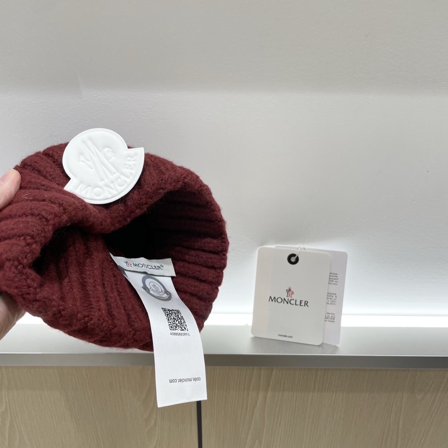 moncler【官网正品】蒙口米色针织帽男女秋冬季毛线帽百搭显脸小保暖冷帽