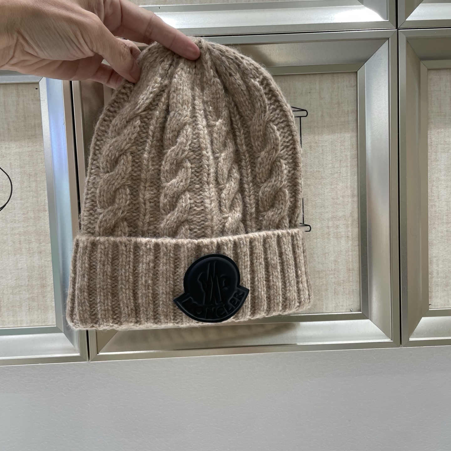 moncler【官网正品】蒙口米色针织帽男女秋冬季毛线帽百搭显脸小保暖冷帽