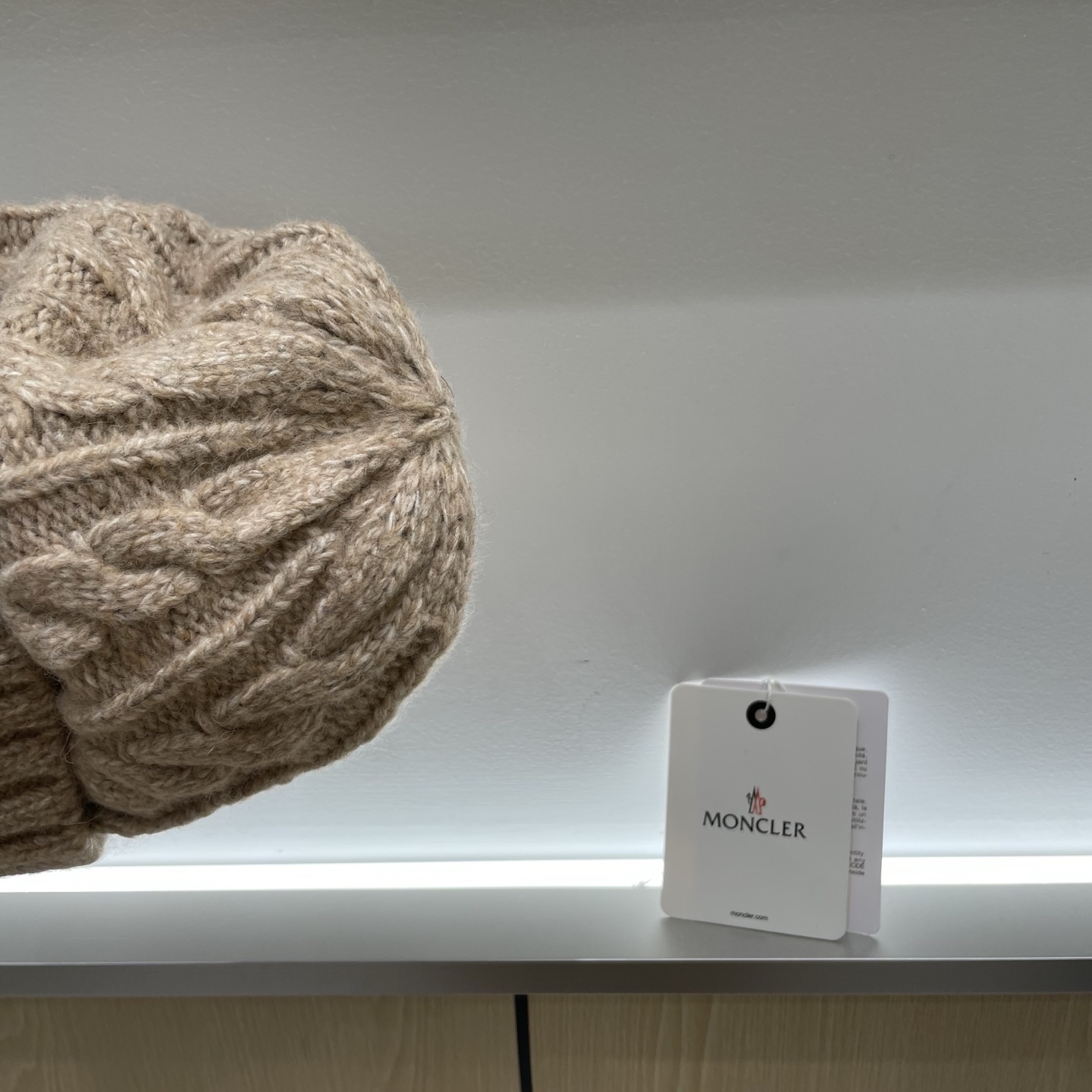 moncler【官网正品】蒙口米色针织帽男女秋冬季毛线帽百搭显脸小保暖冷帽