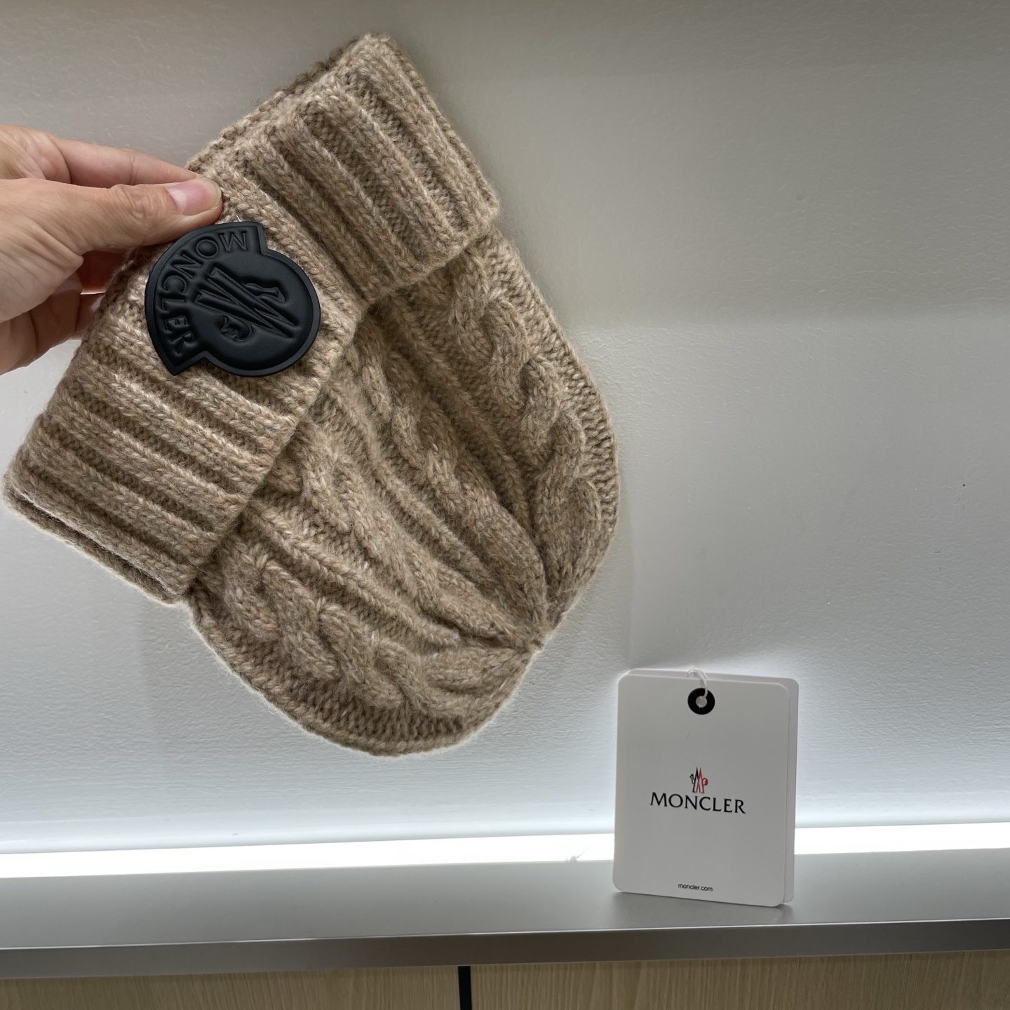 moncler【官网正品】蒙口米色针织帽男女秋冬季毛线帽百搭显脸小保暖冷帽