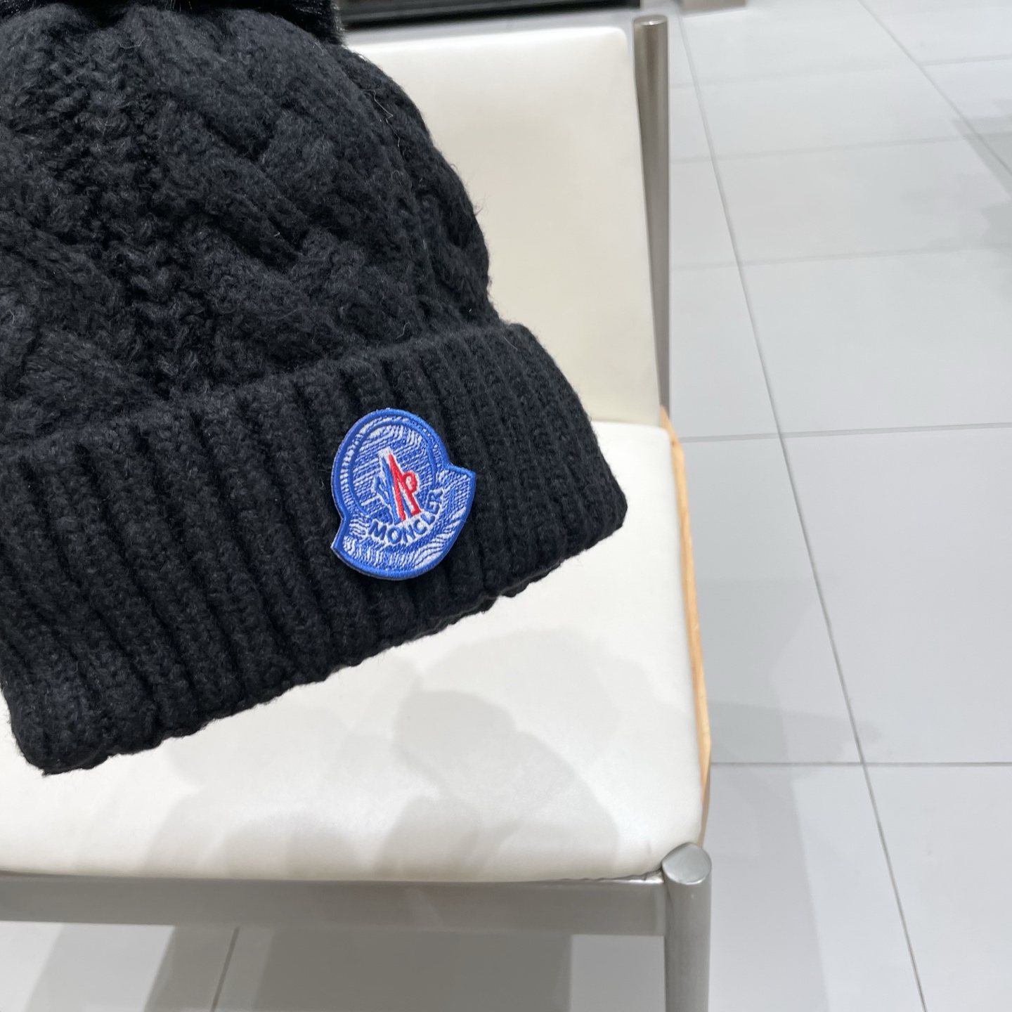 moncler【官网正品】蒙口米色针织帽男女秋冬季毛线帽百搭显脸小保暖冷帽